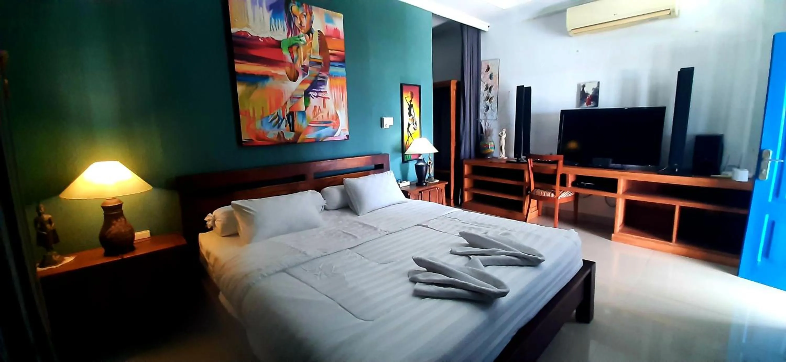 Cantik Villa