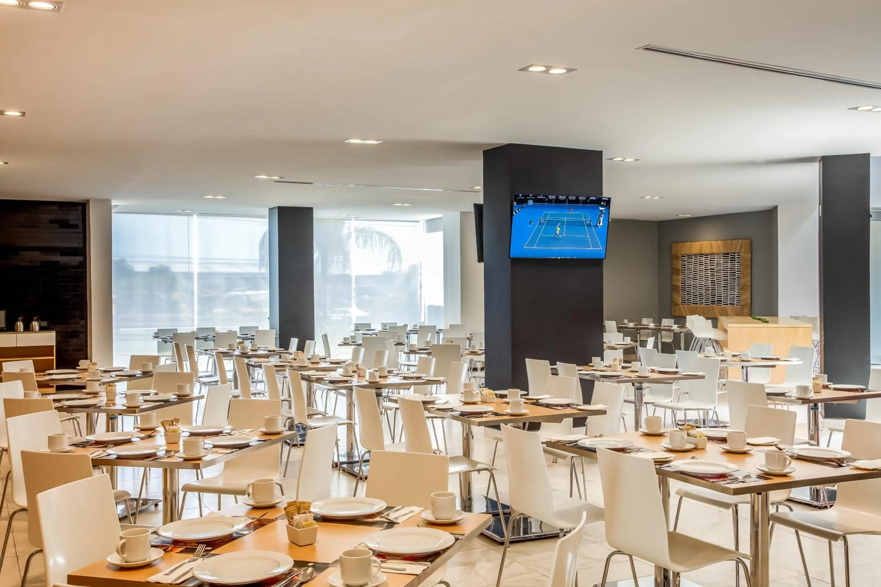 Restaurant/places to eat in Fiesta Inn Monterrey la Fe