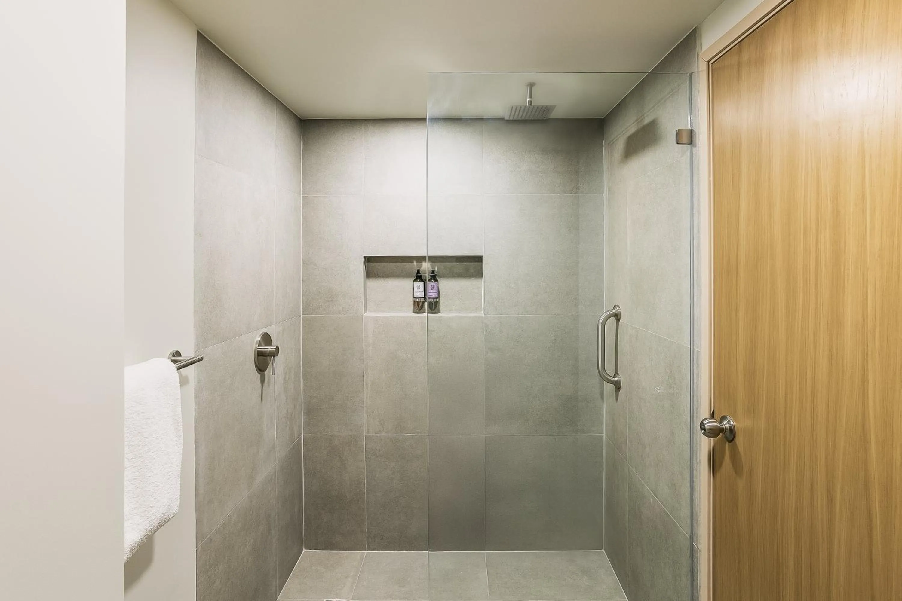 Bathroom in Fiesta Inn Monterrey la Fe