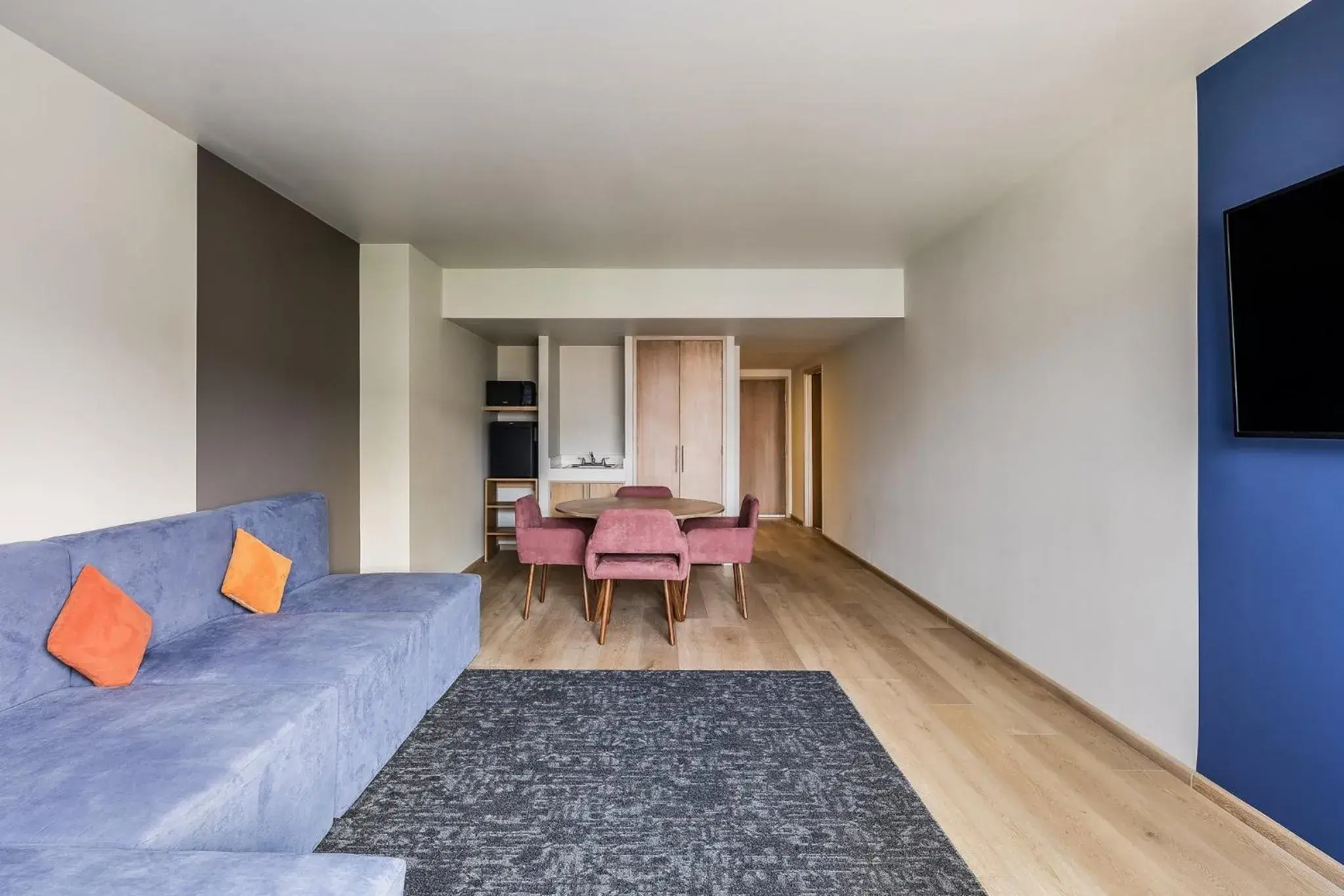 Bedroom, Bed in Fiesta Inn Monterrey la Fe Bedroom, Bed in Fiesta Inn Monterrey la Fe