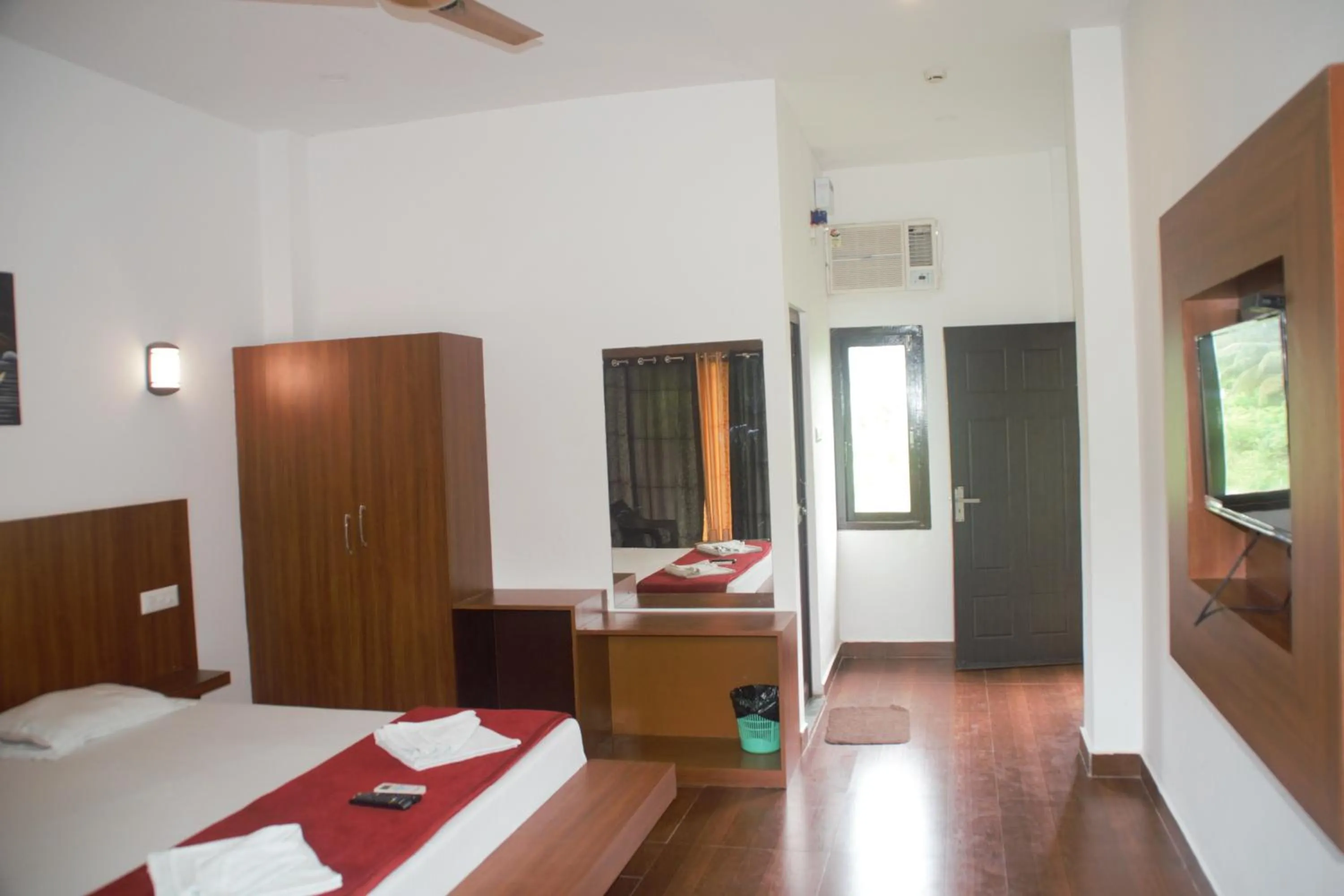 Bed in Hotel Exotica Squares