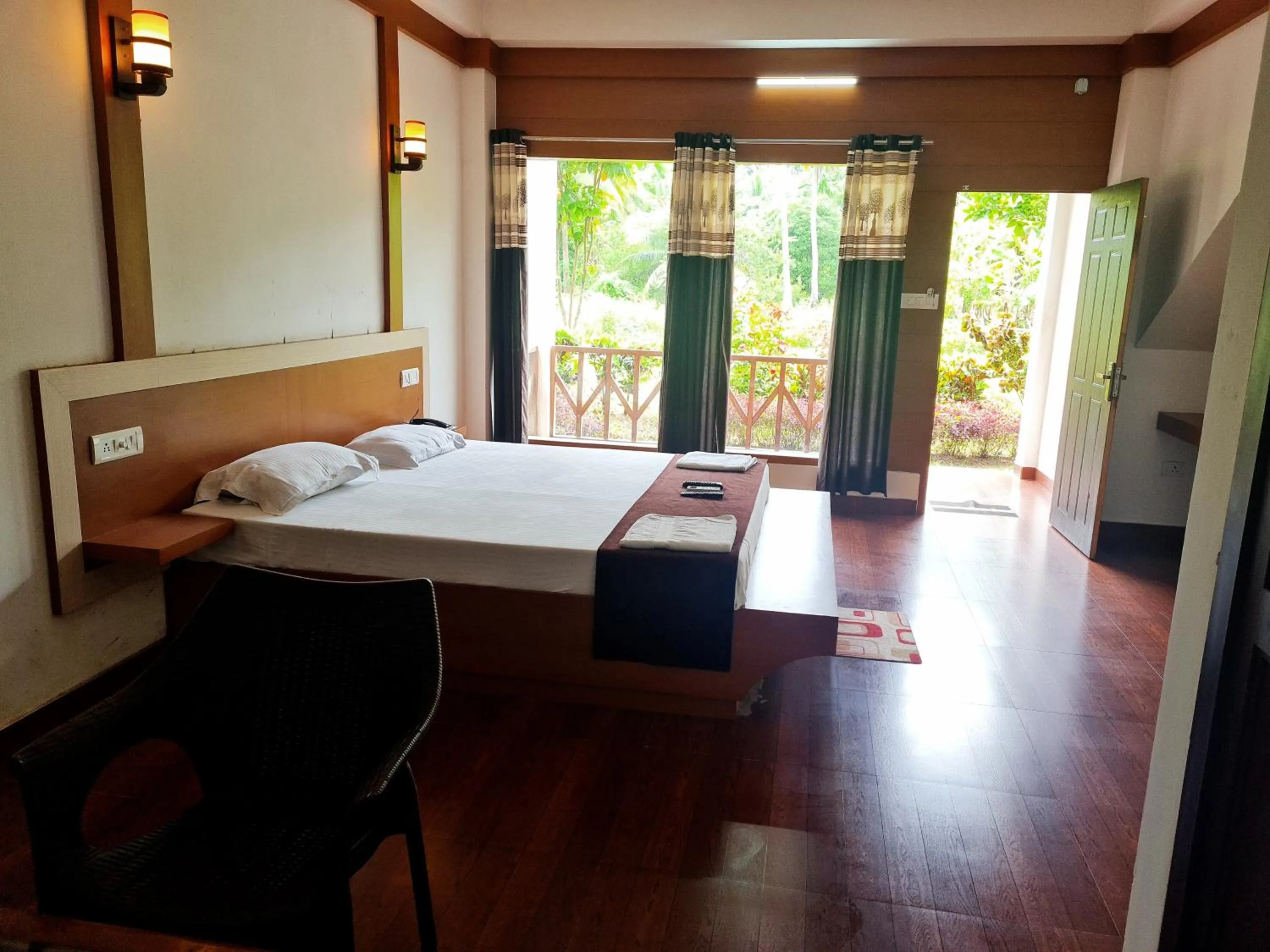 Bed in Hotel Exotica Squares