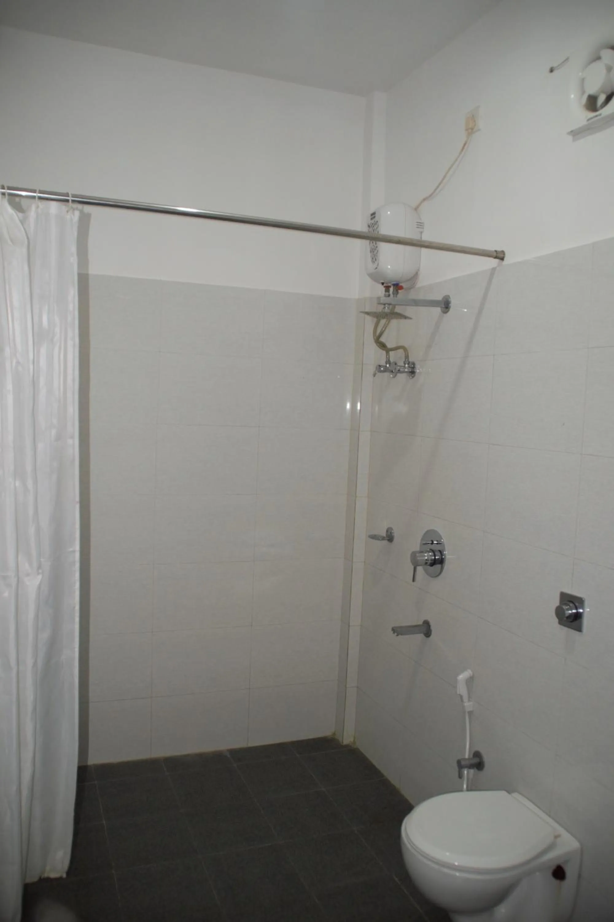 Hotel Exotica Squares