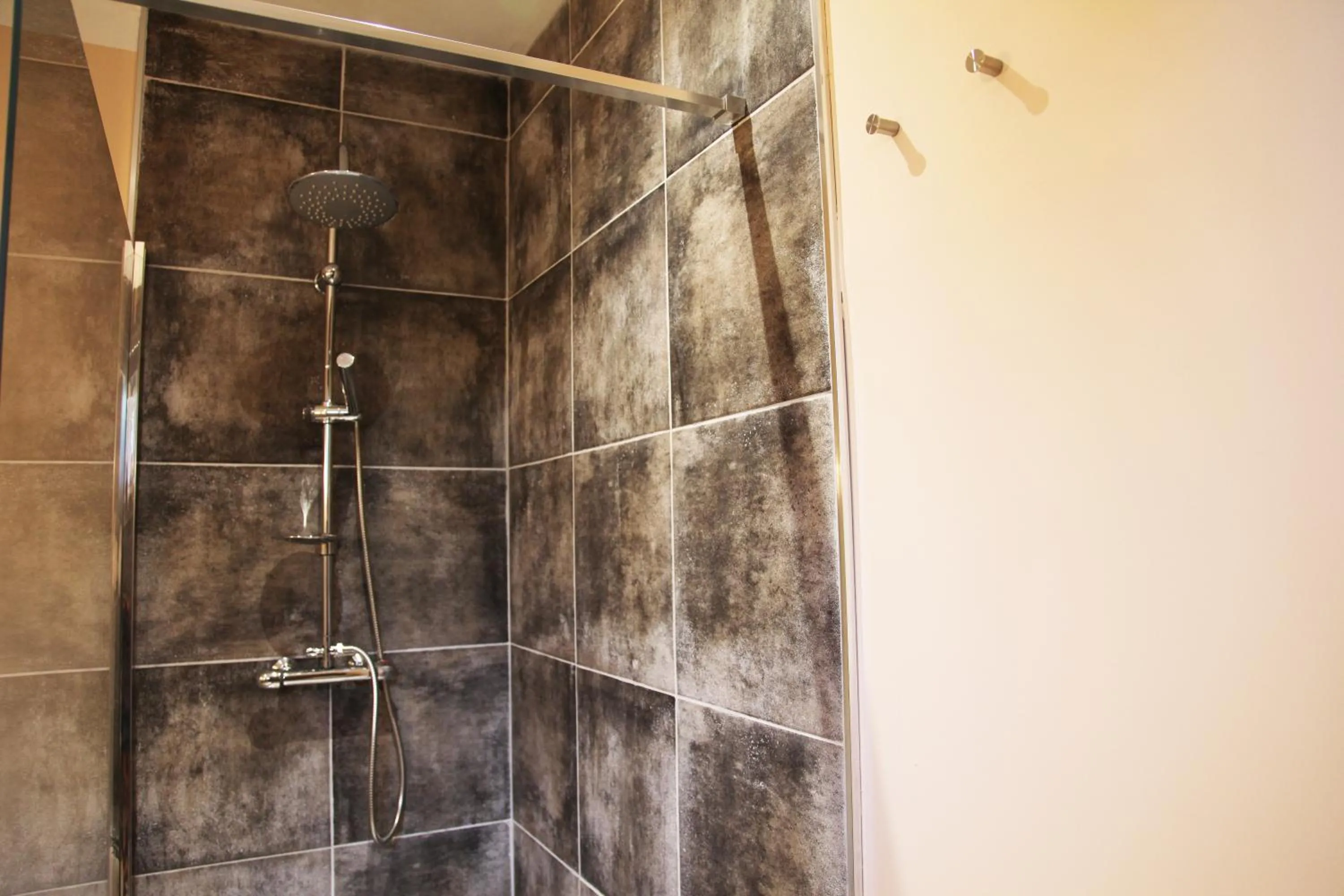 Shower in Résidence Ogliastrello