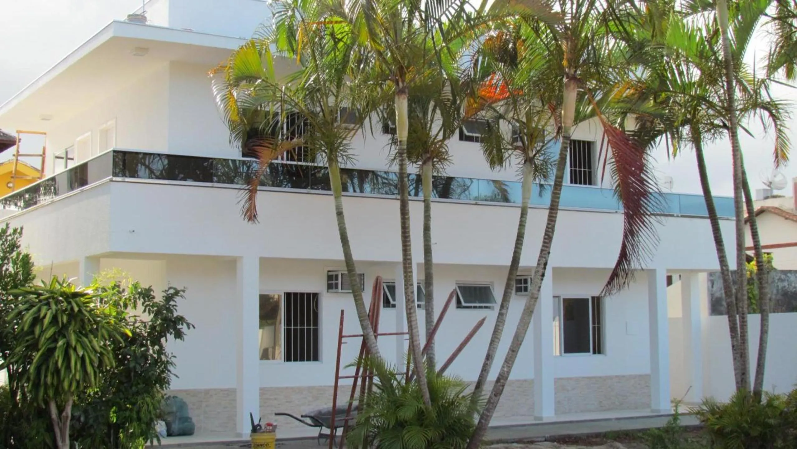 Property building in Tropicanas Hotel e Eventos