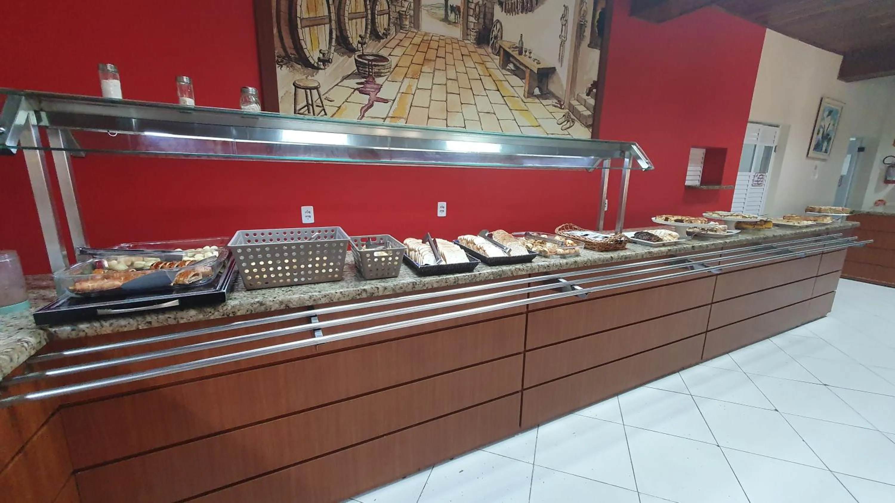 Buffet breakfast in Tropicanas Hotel e Eventos