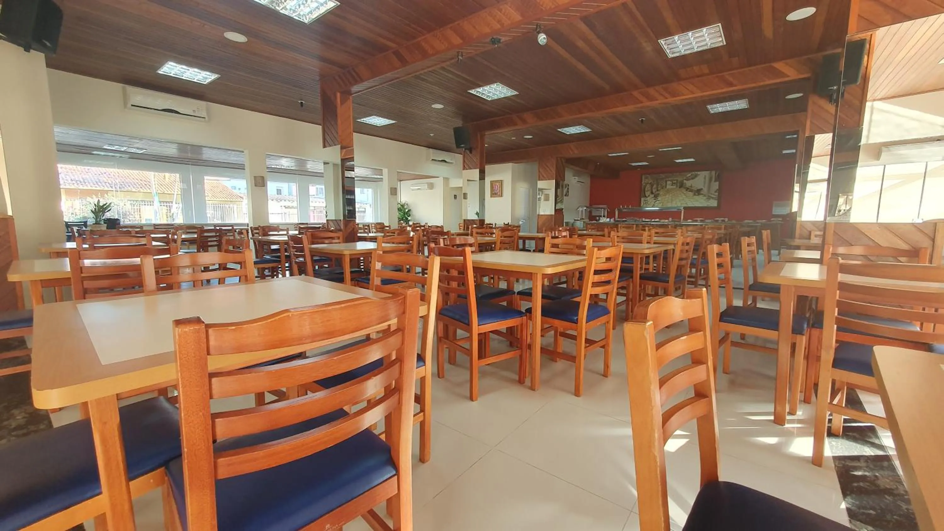 Restaurant/places to eat in Tropicanas Hotel e Eventos