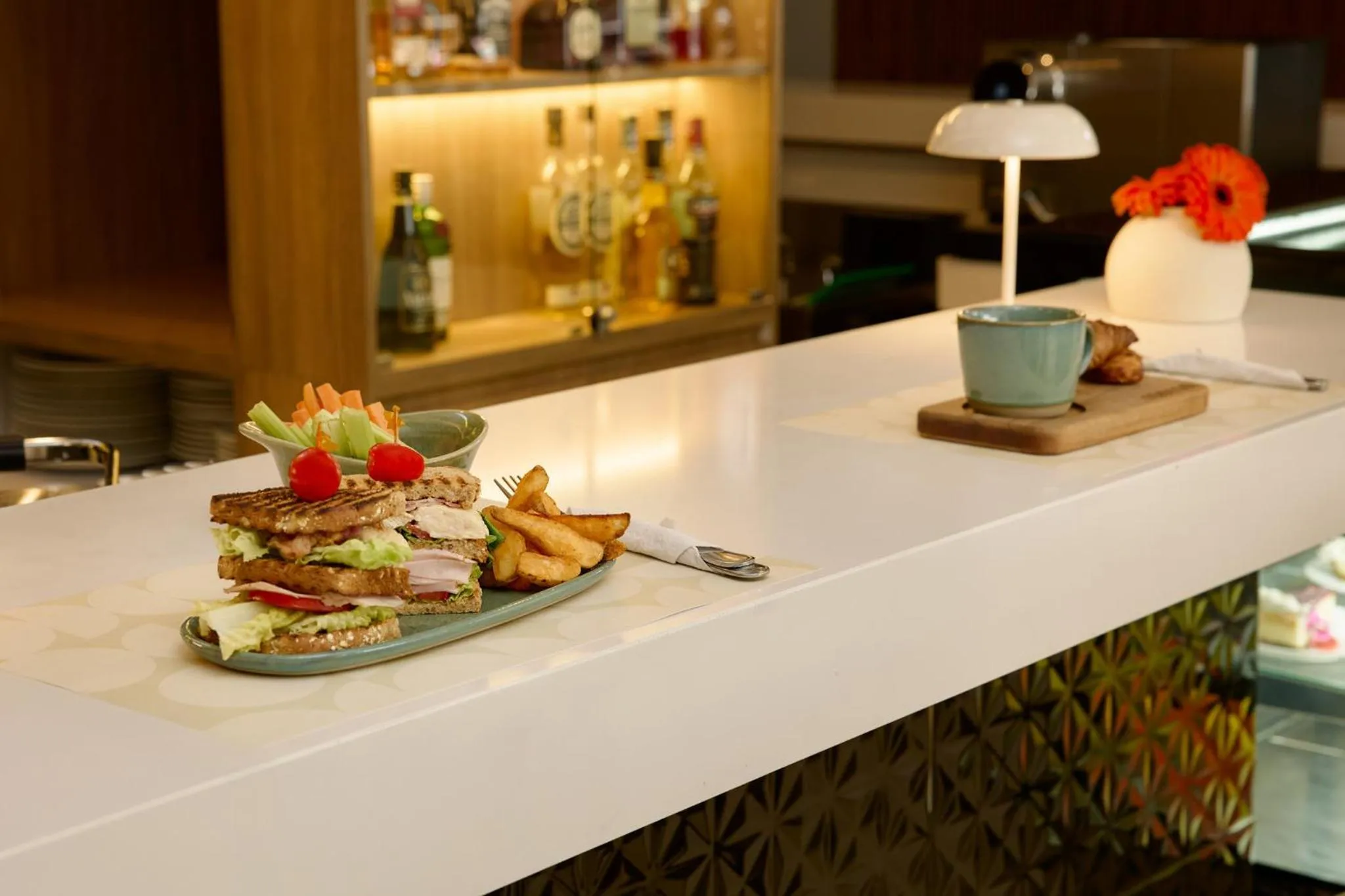 Restaurant/places to eat in Fiesta Inn Monterrey Valle