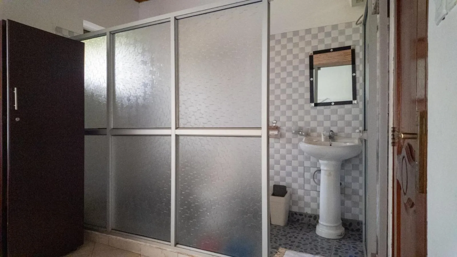 Riverside Resort Hotel Kabale