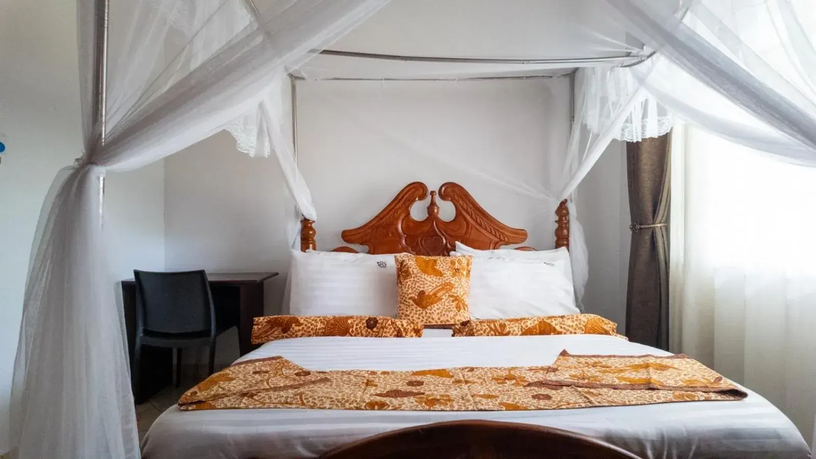 Single Room with Bathroom in Riverside Resort Hotel Kabale Single Room with Bathroom in Riverside Resort Hotel Kabale