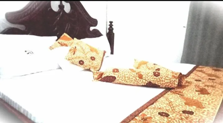 Bed in Riverside Resort Hotel Kabale