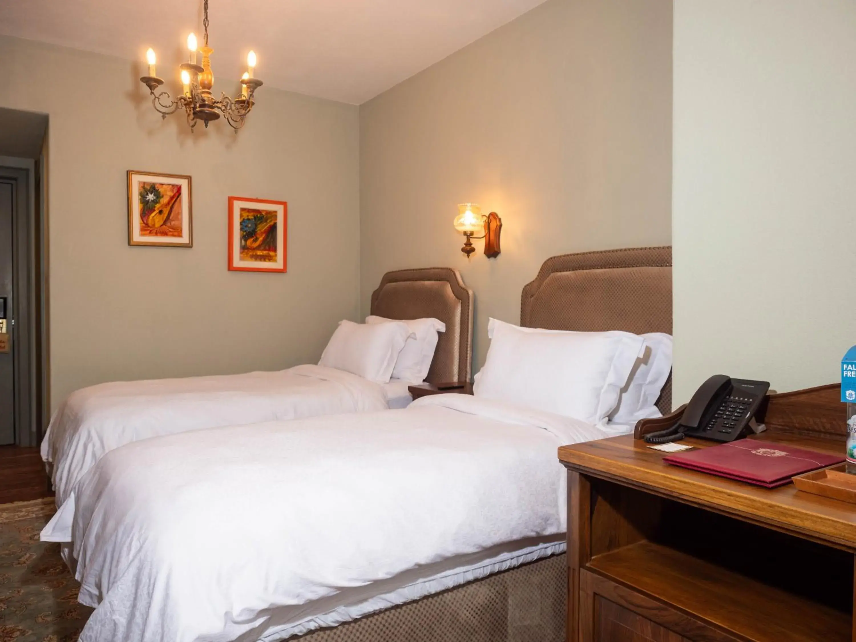 Standard Twin Room - single occupancy in Vila Ebel Hotel Pool & Spa Standard Twin Room - single occupancy in Vila Ebel Hotel Pool & Spa