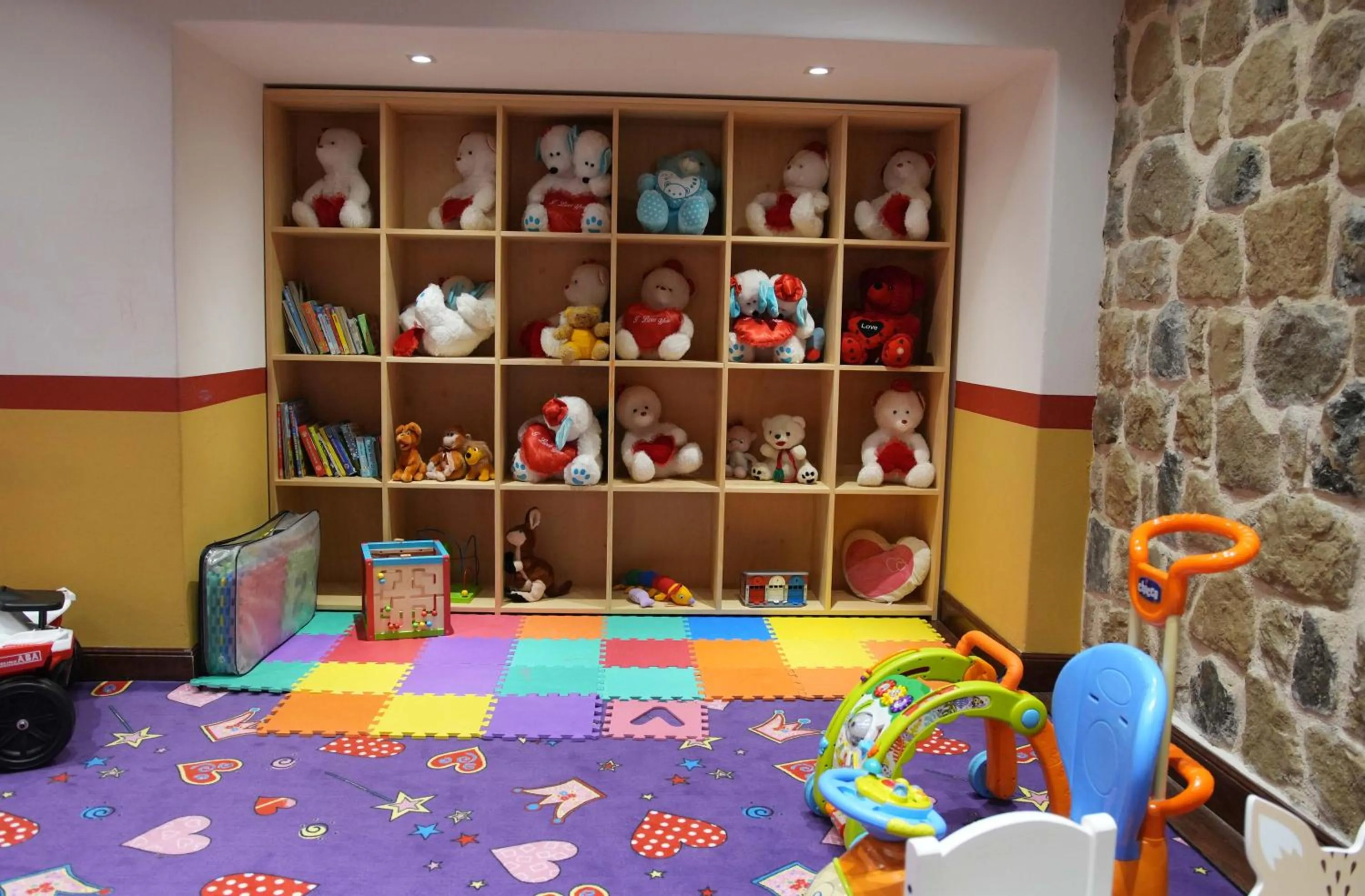 Kids's club in Vila Ebel Hotel Pool & Spa