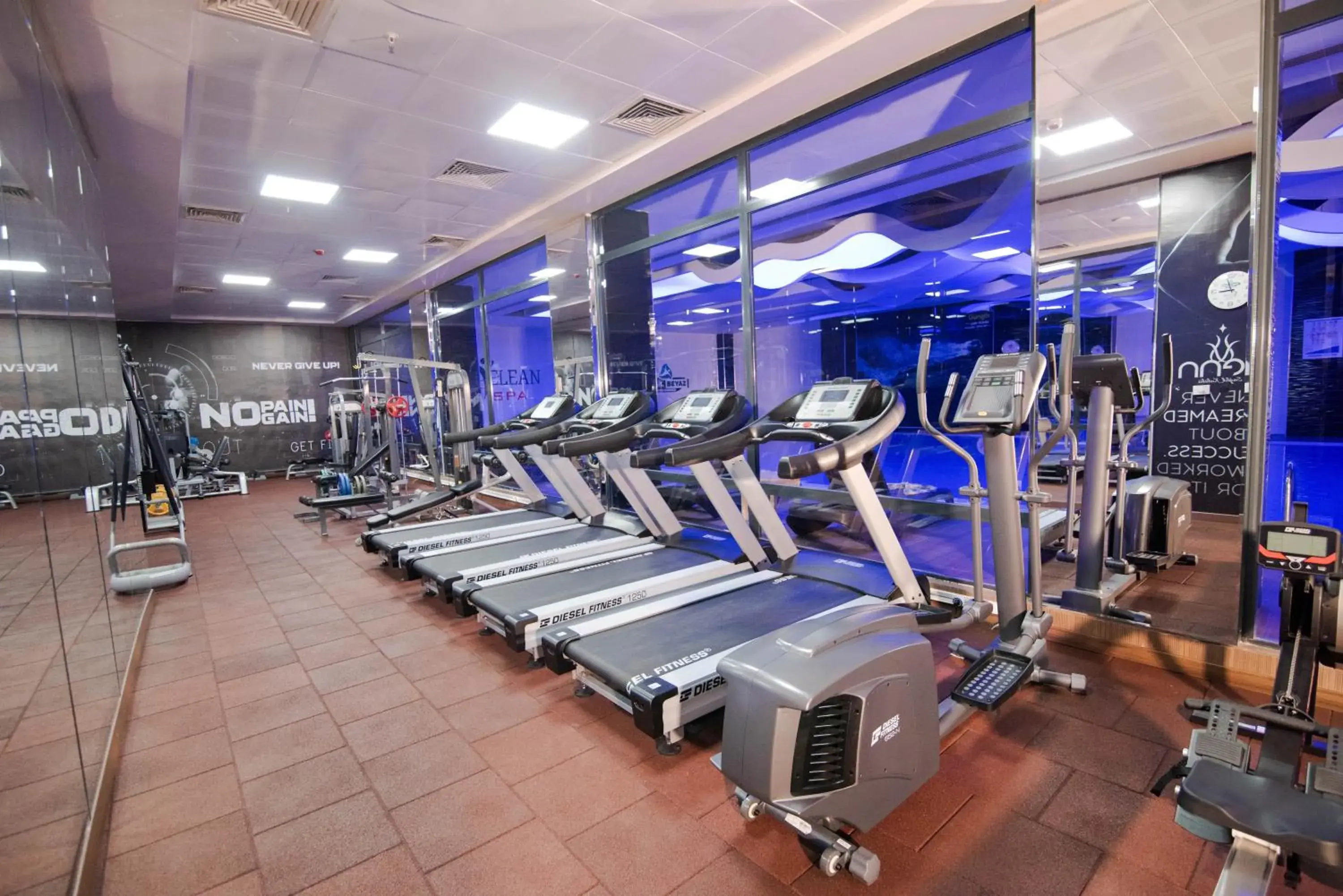 Spa and wellness centre/facilities in Grand Hotel & Convention Center Karaman Spa and wellness centre/facilities in Grand Hotel & Convention Center Karaman