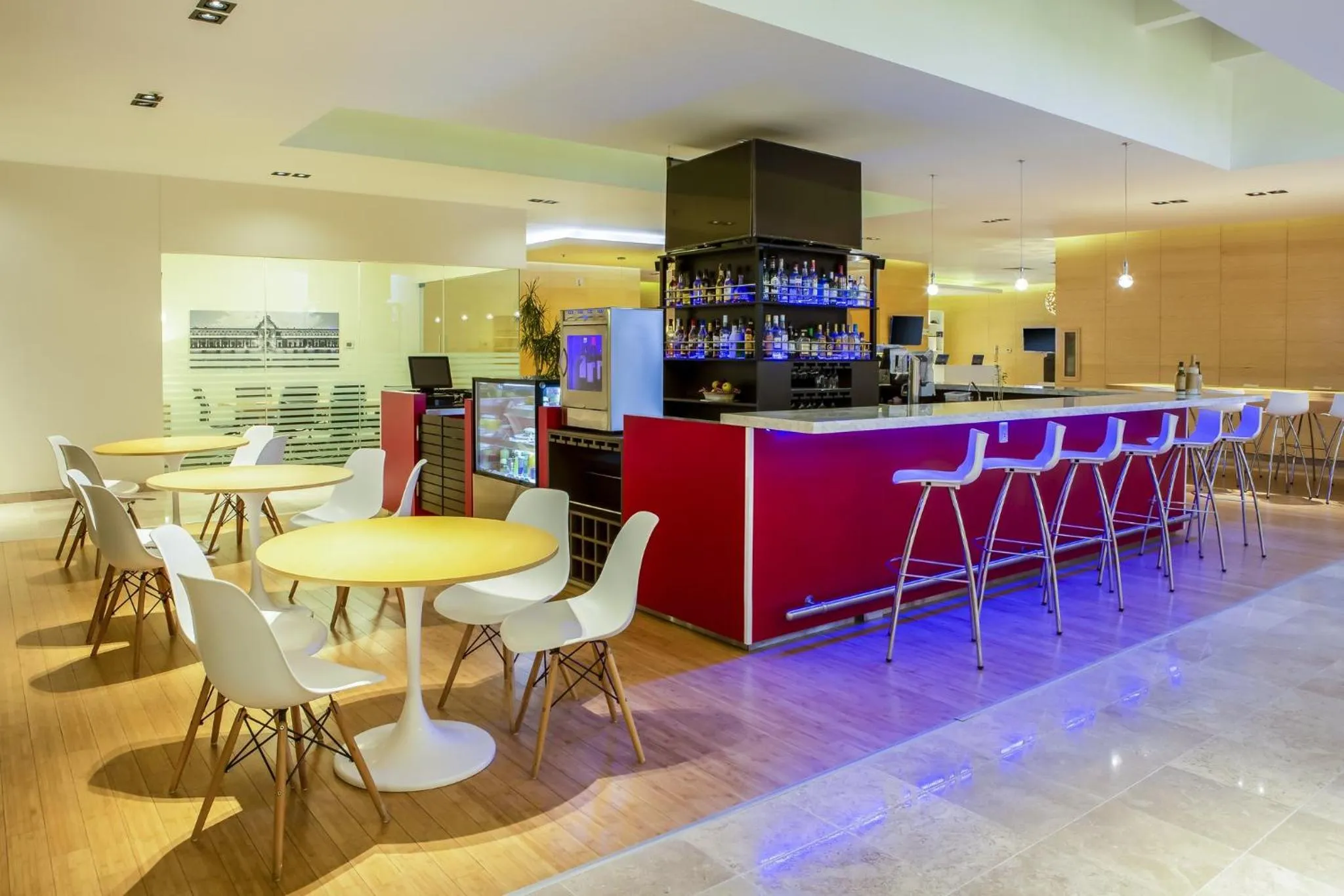 Lounge or bar in Fiesta Inn Centro Historico