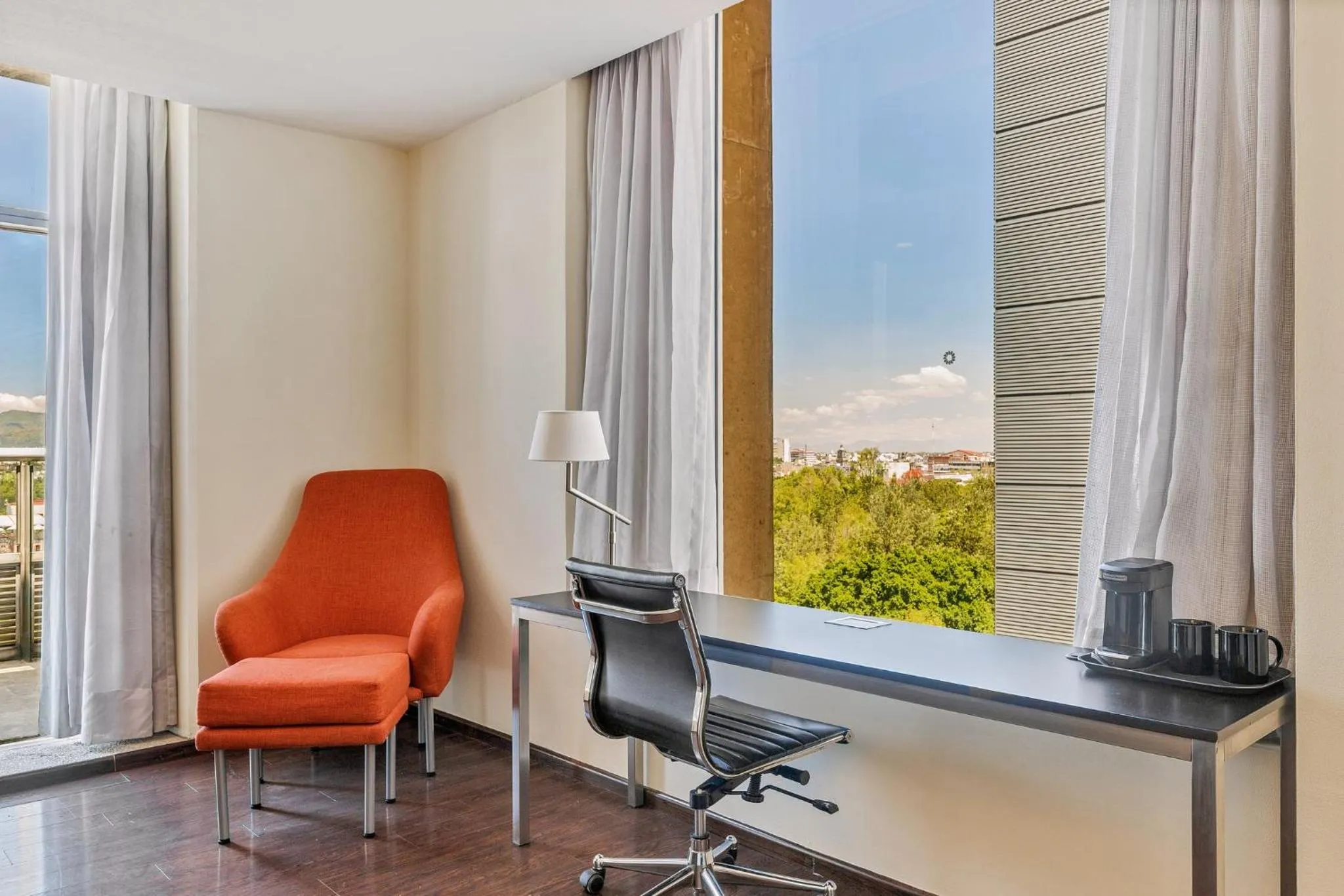Bedroom in Fiesta Inn Centro Historico
