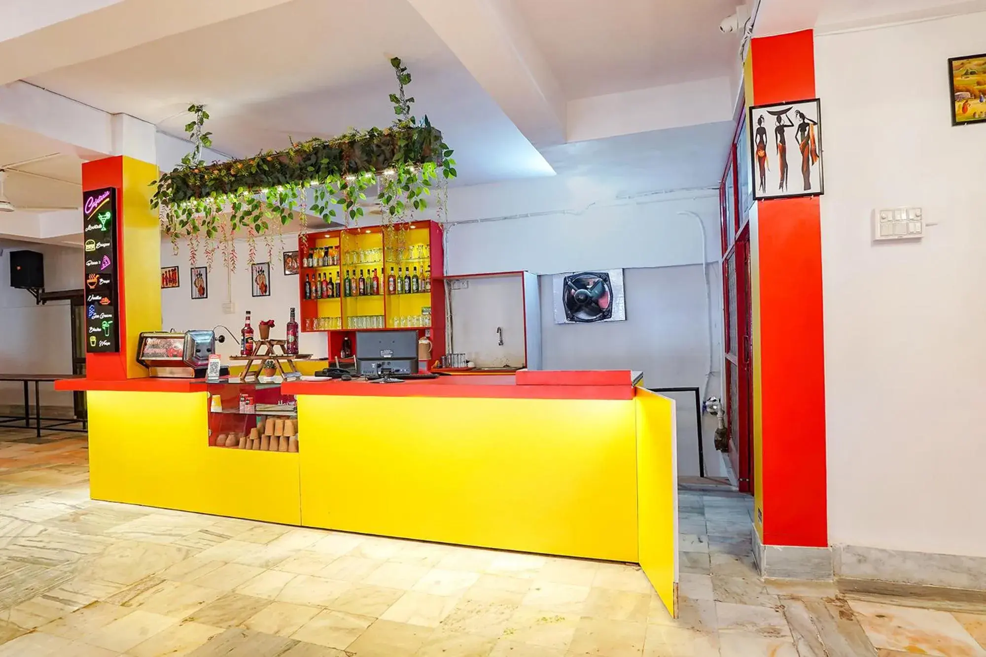 Restaurant/places to eat in FabHotel New Shanti Restaurant/places to eat in FabHotel New Shanti