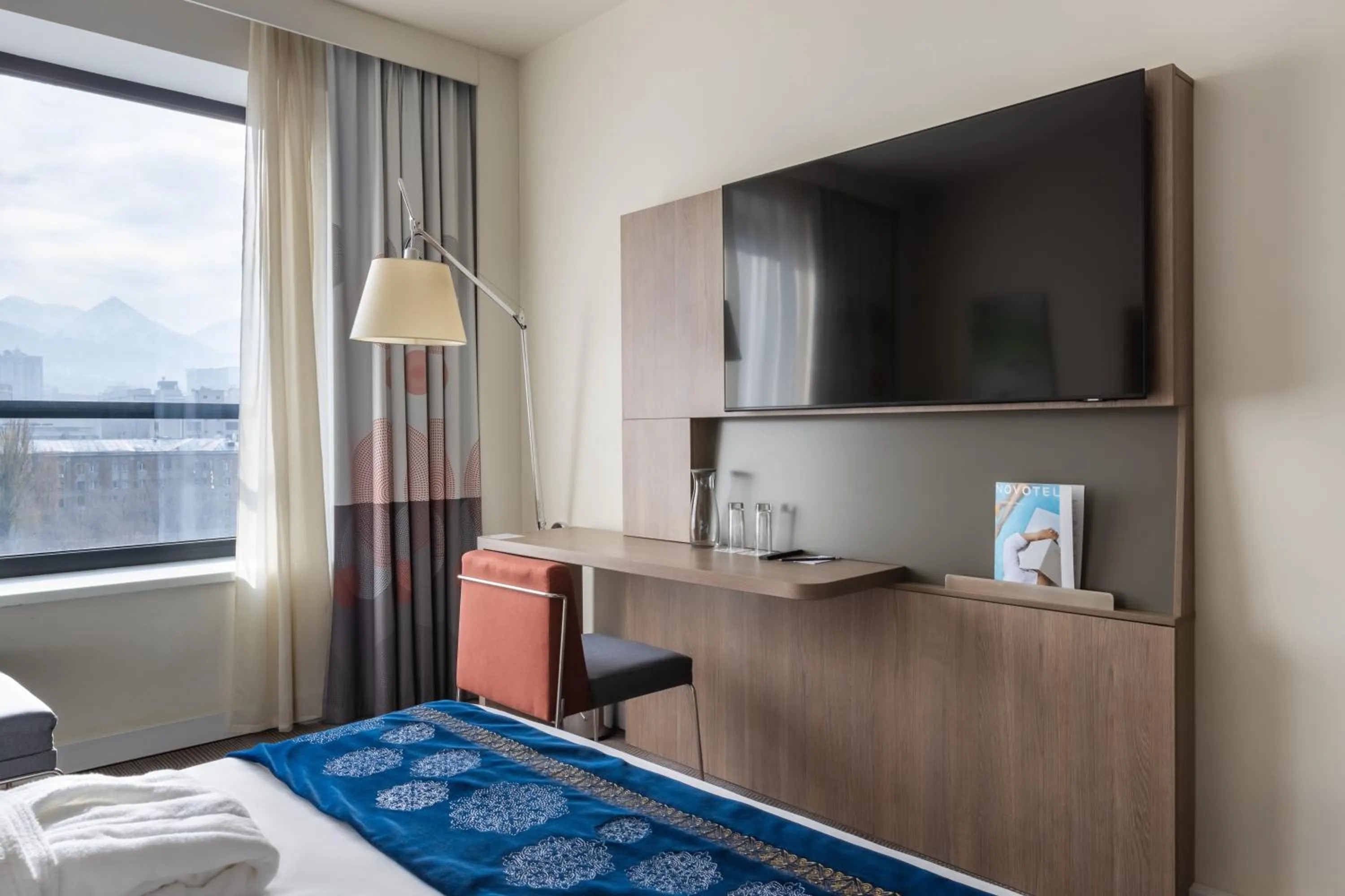 TV and multimedia, Bed in Novotel Almaty City Center