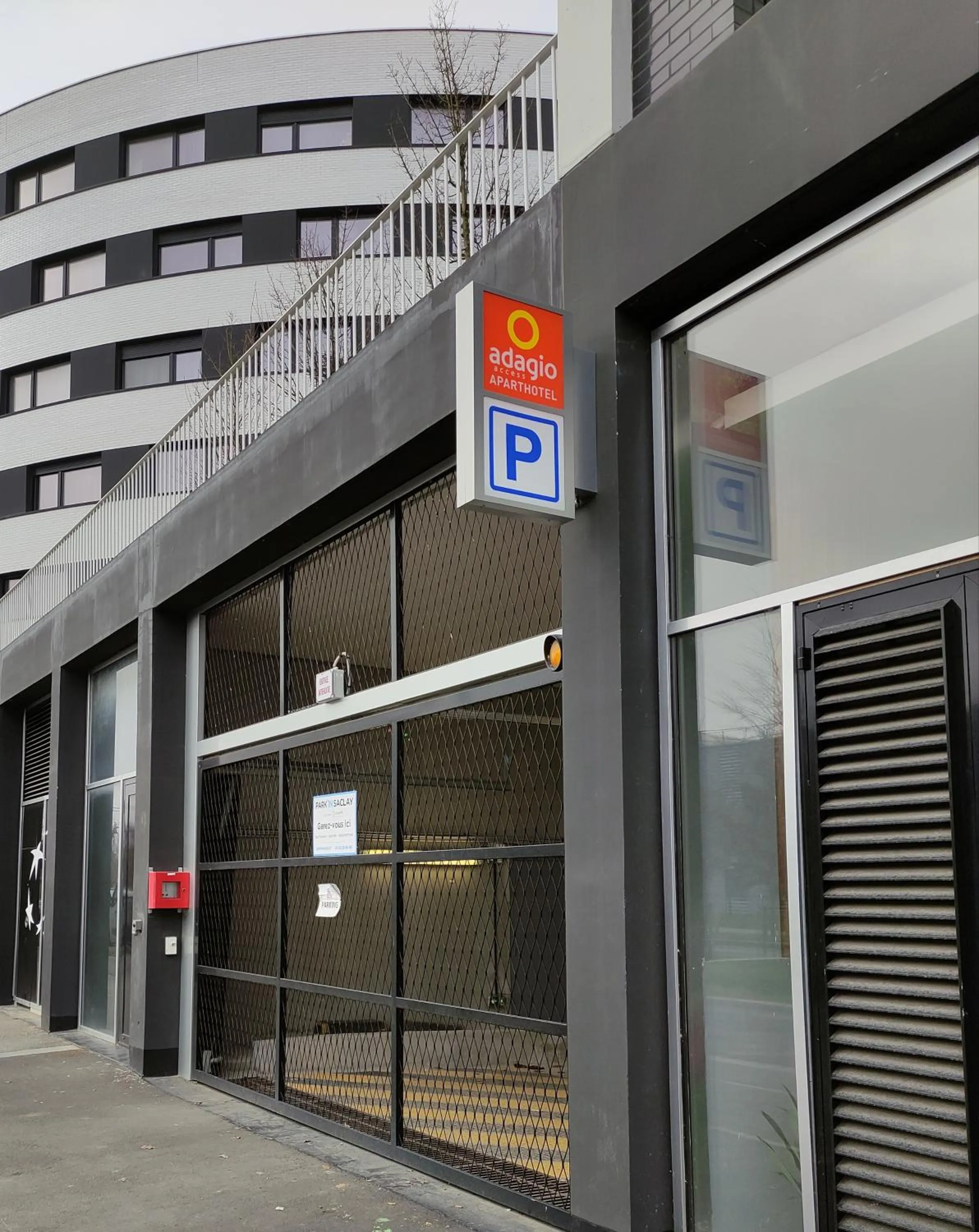 On site in Aparthotel Adagio access Palaiseau Saclay