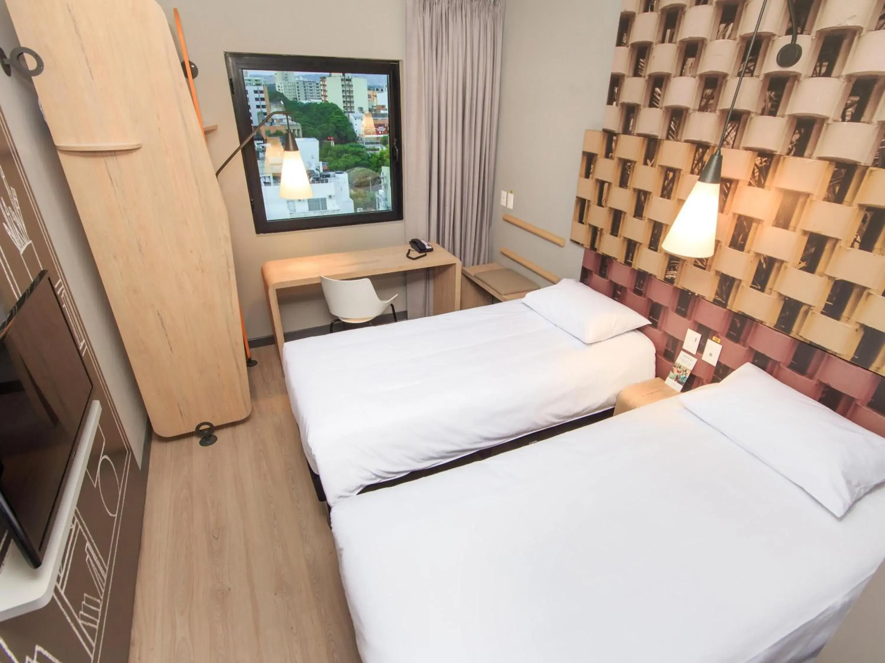 Bedroom, Bed in ibis Cucuta Bedroom, Bed in ibis Cucuta