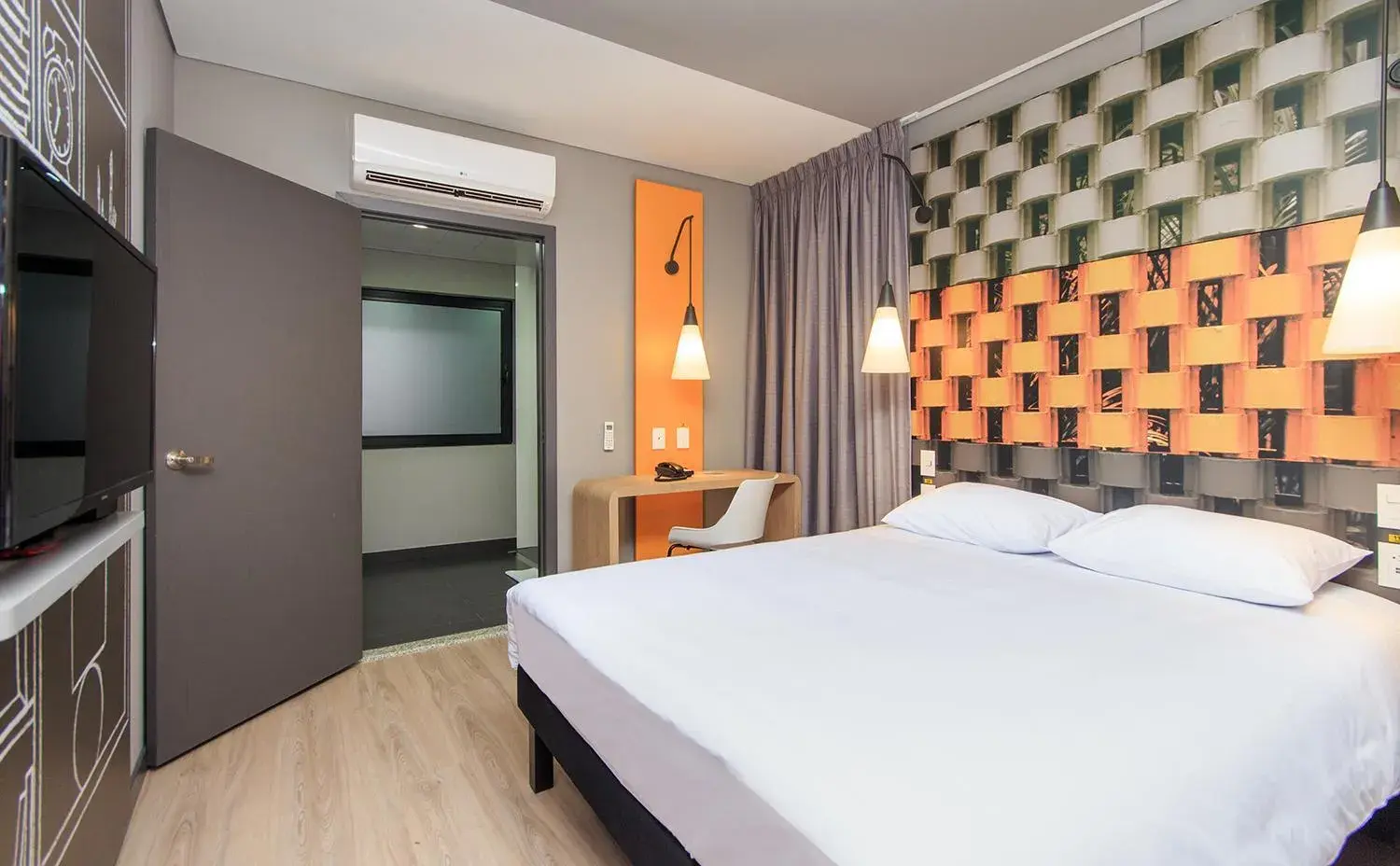 Photo of the whole room, Bed in ibis Cucuta Photo of the whole room, Bed in ibis Cucuta