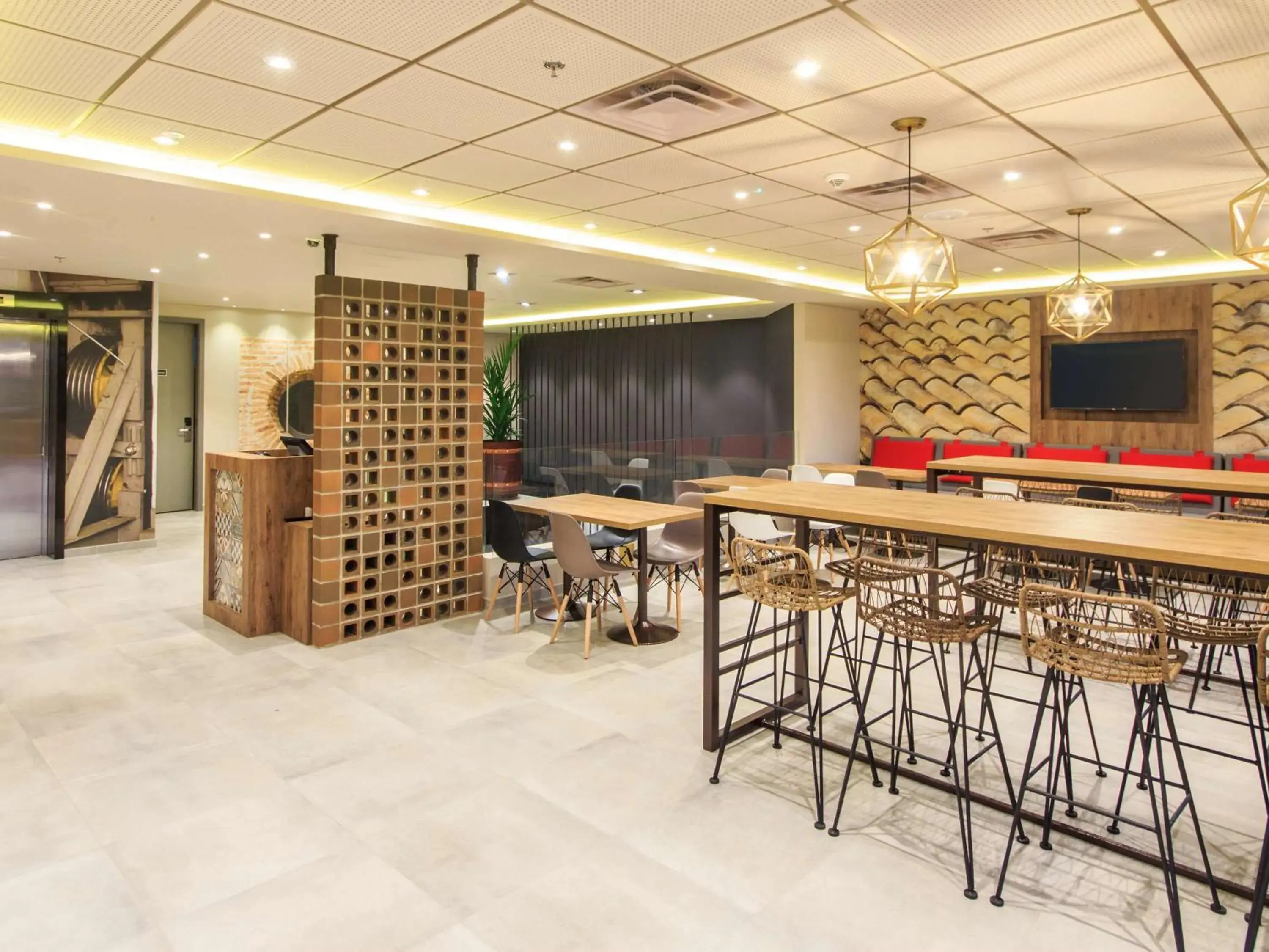 Restaurant/places to eat in ibis Cucuta Restaurant/places to eat in ibis Cucuta