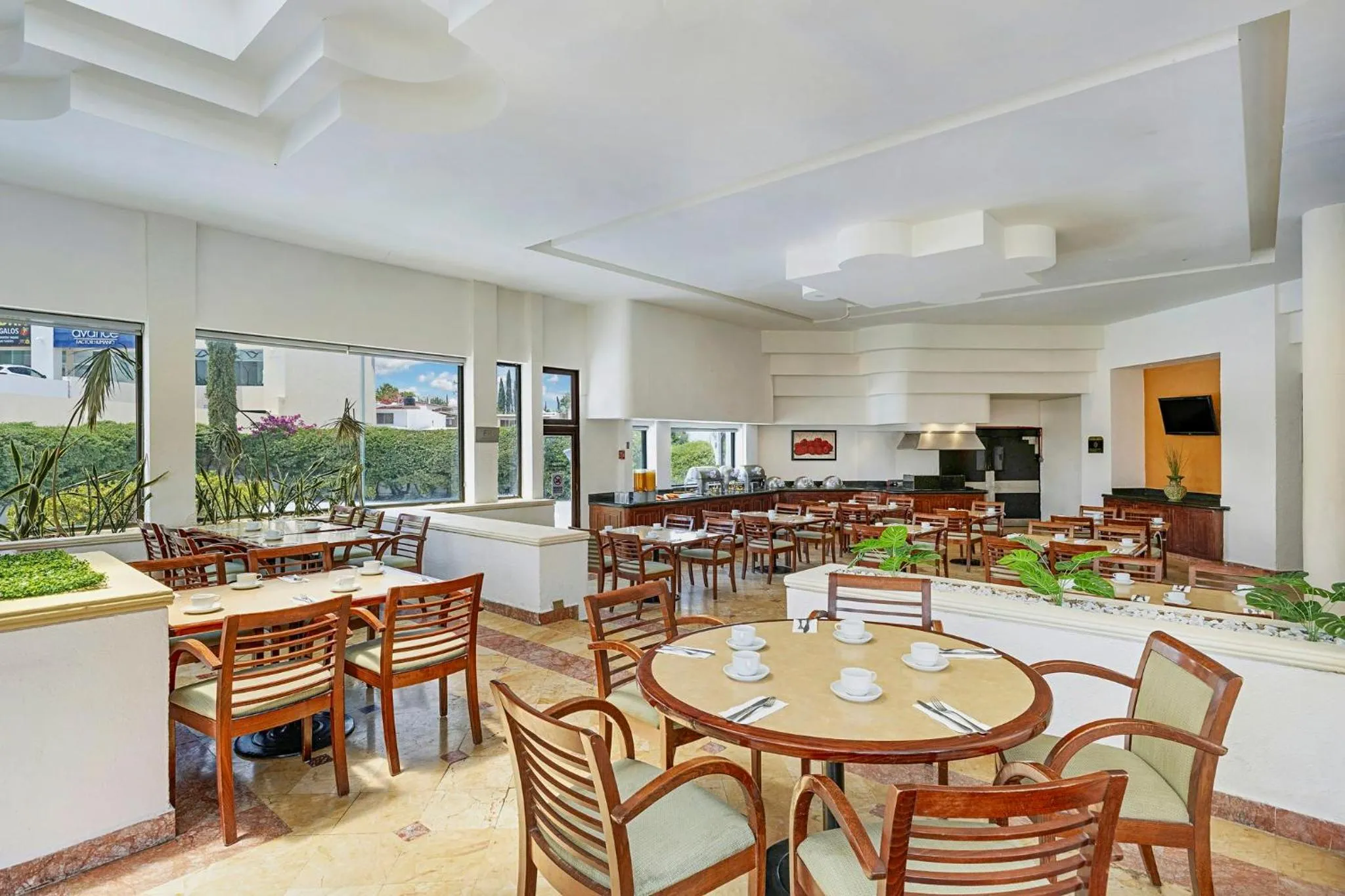 Restaurant/places to eat in Fiesta Inn Express Chihuahua