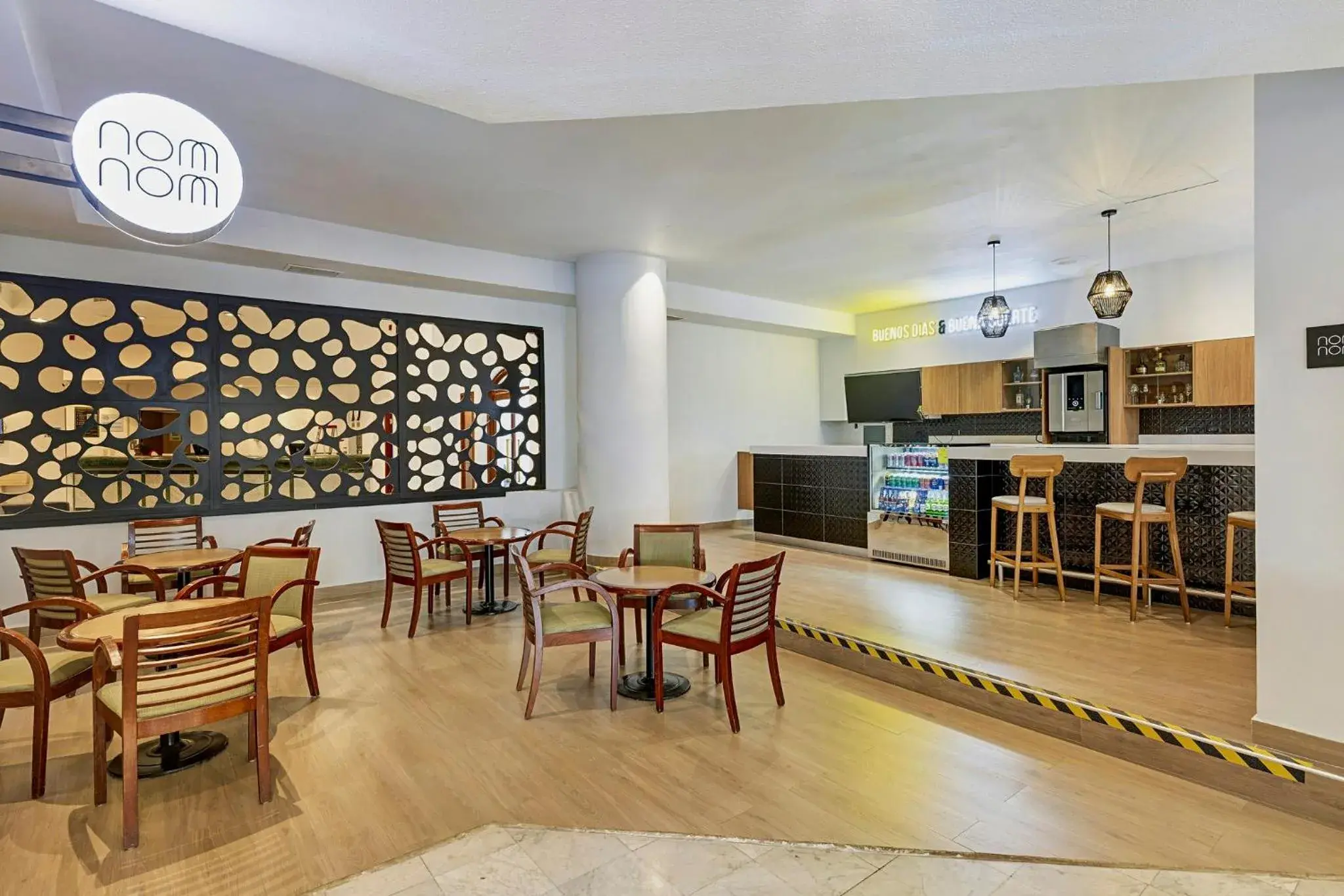 Restaurant/places to eat in Fiesta Inn Express Chihuahua Restaurant/places to eat in Fiesta Inn Express Chihuahua