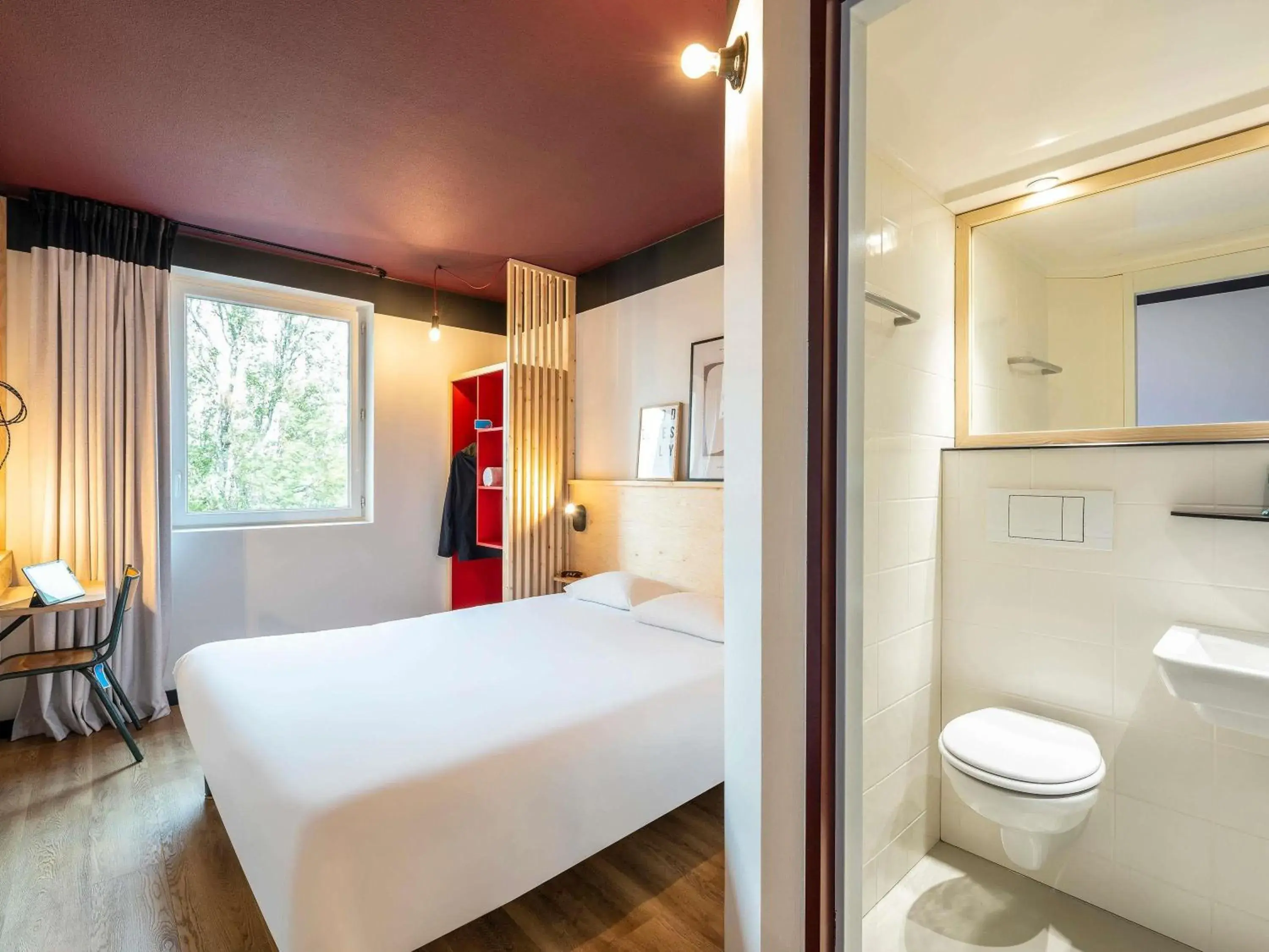 Bedroom, Bed in Greet hotel Bourg-en-Bresse Sud Montagnat Bedroom, Bed in Greet hotel Bourg-en-Bresse Sud Montagnat