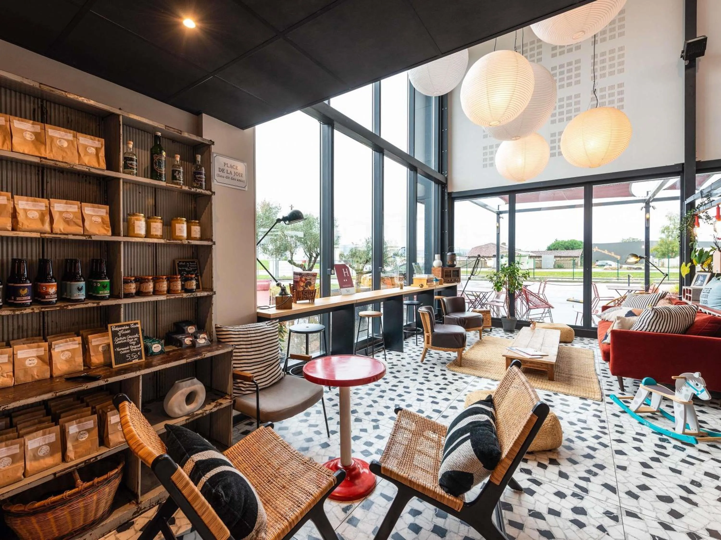 Restaurant/places to eat in Greet hotel Bourg-en-Bresse Sud Montagnat