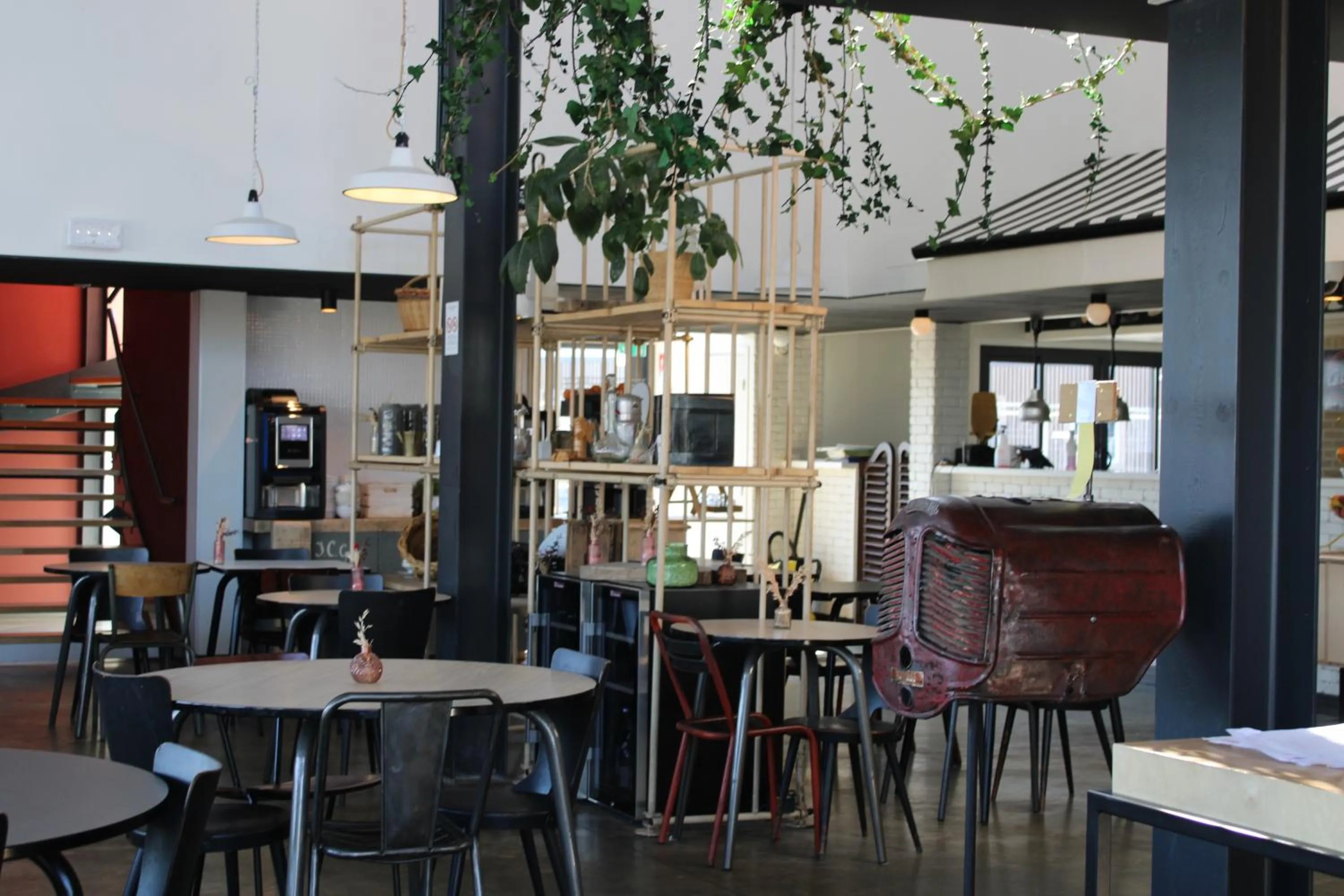 Restaurant/places to eat in Greet hotel Bourg-en-Bresse Sud Montagnat