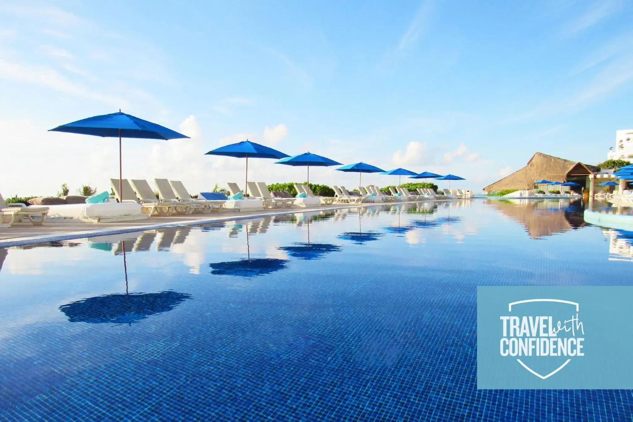 Swimming pool in Live Aqua Cancun - Adults Only - All-Inclusive Swimming pool in Live Aqua Cancun - Adults Only - All-Inclusive