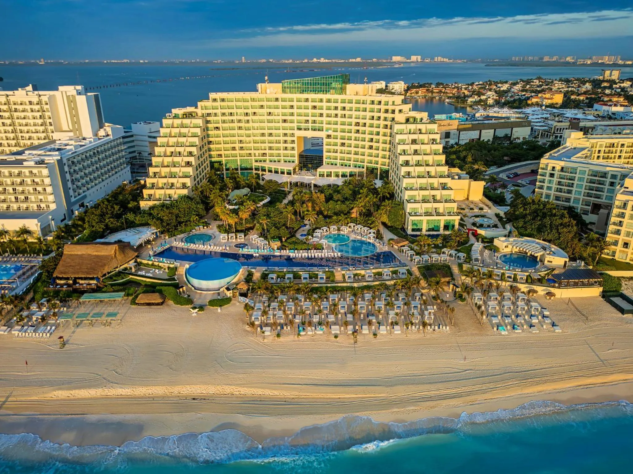 Property building in Live Aqua Cancun - Adults Only - All-Inclusive