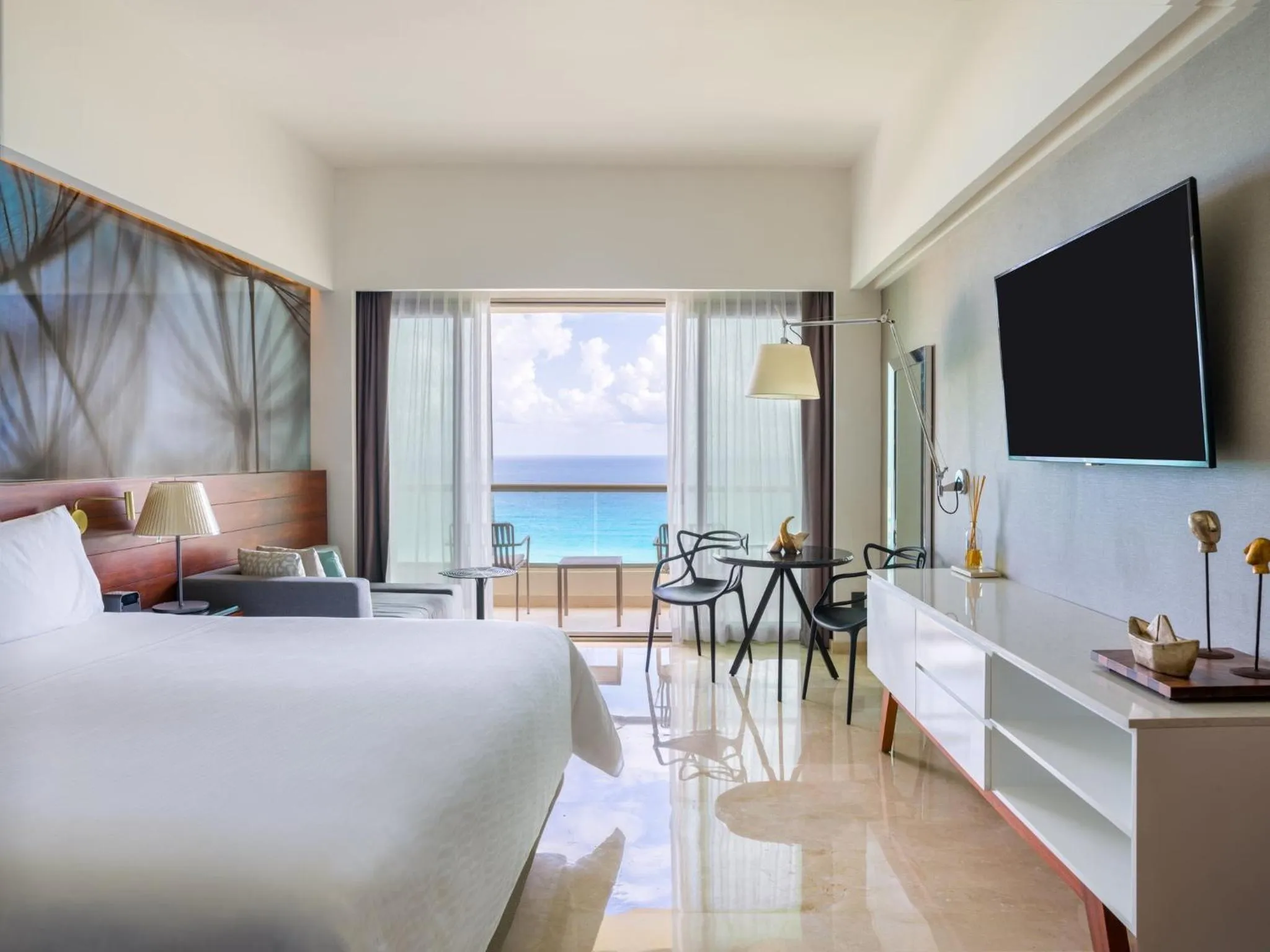 Photo of the whole room, Bed in Live Aqua Cancun - Adults Only - All-Inclusive