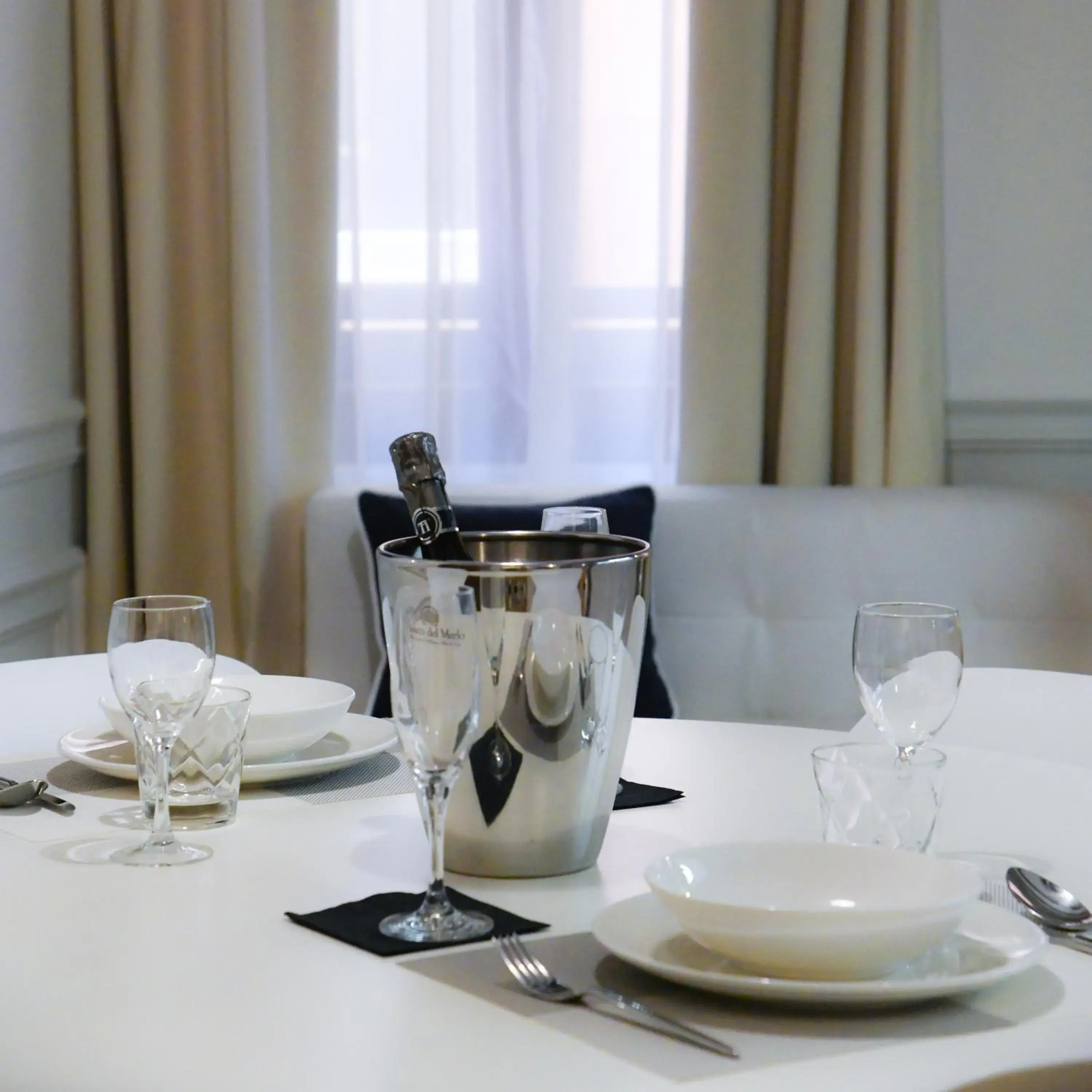 Living room in San Marco Suite 755 Living room in San Marco Suite 755