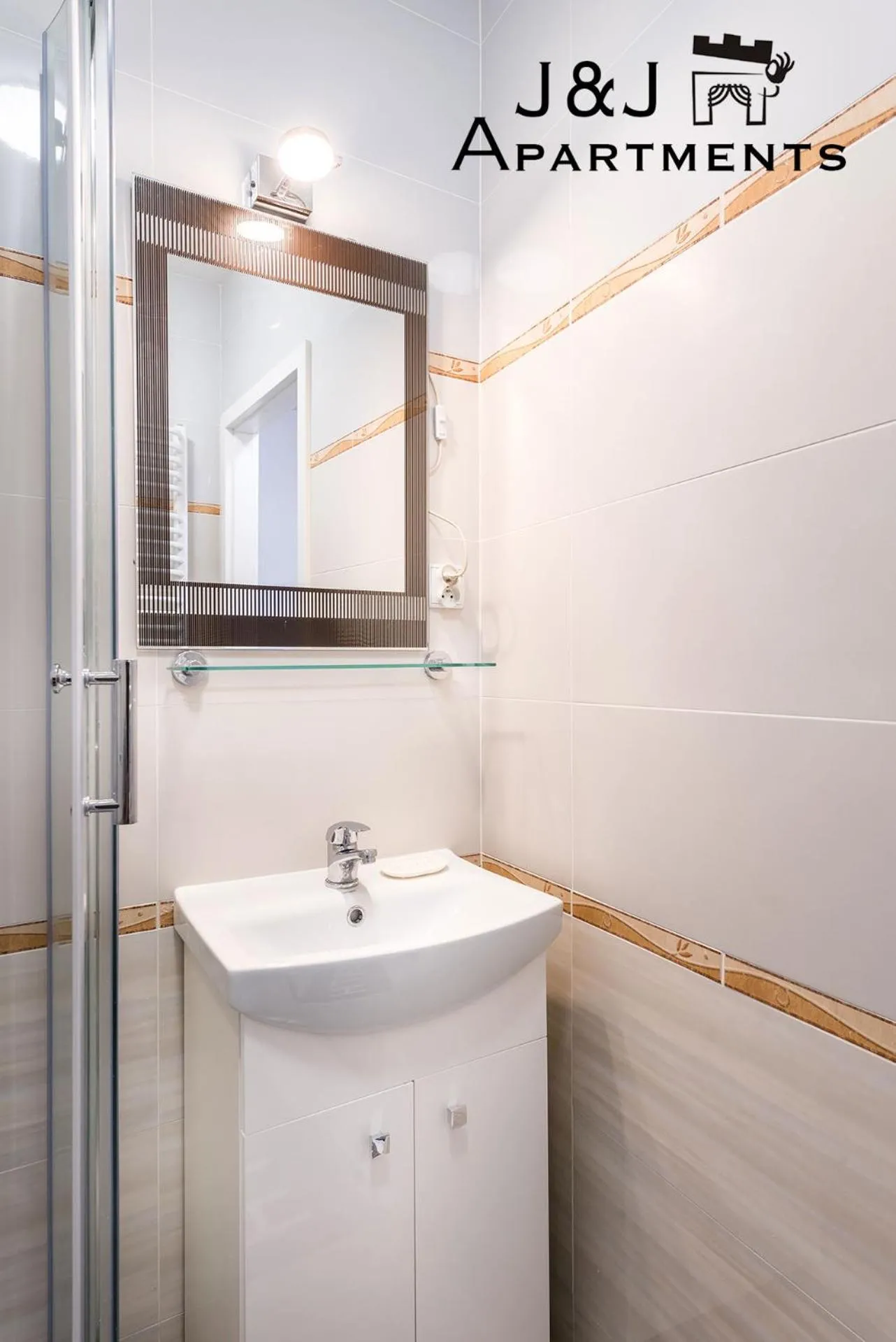 Bathroom in J&J Apartments Łazienna 30 - 12