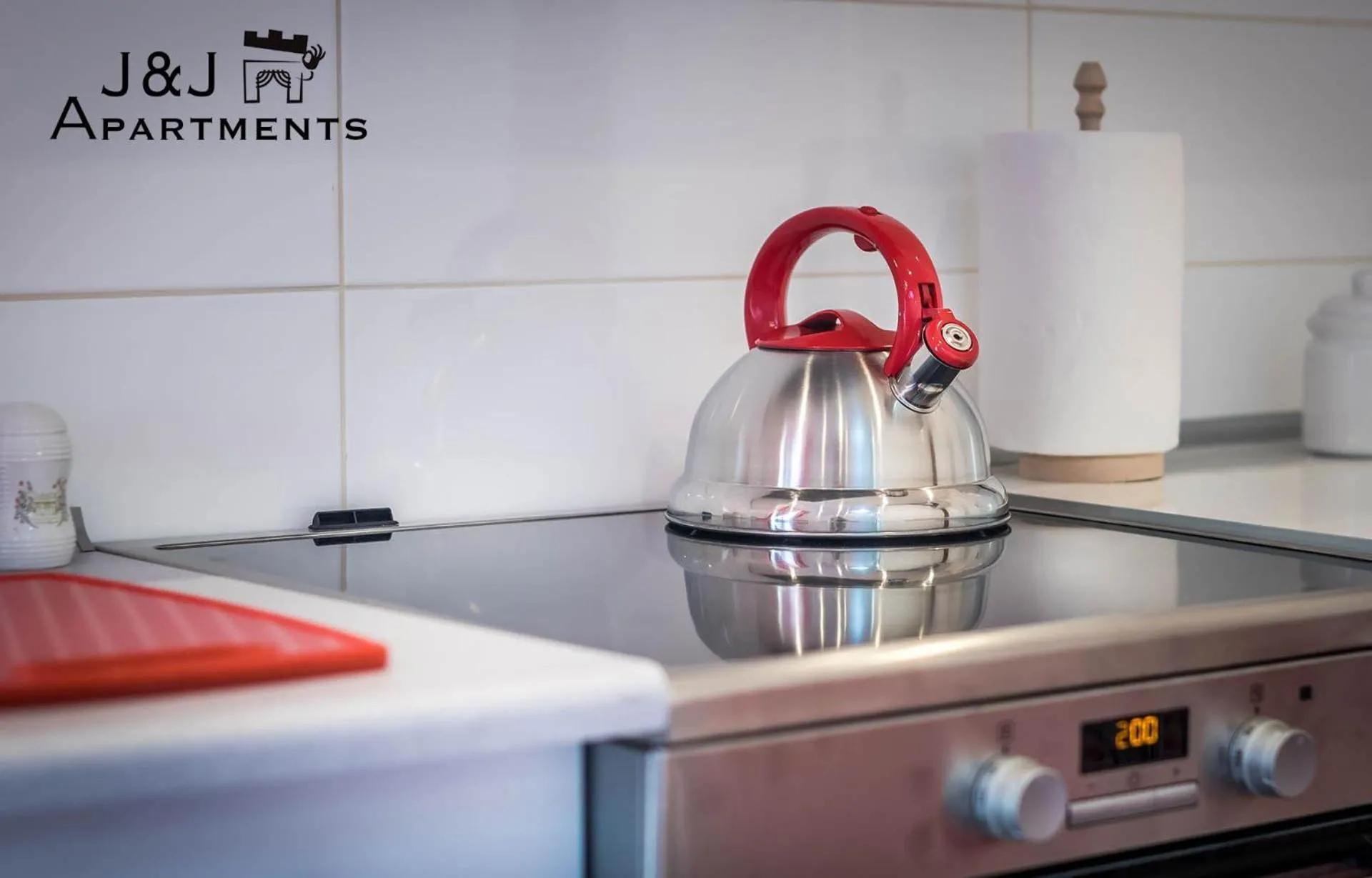 Kitchen or kitchenette in J&J Apartments Łazienna 30 - 12