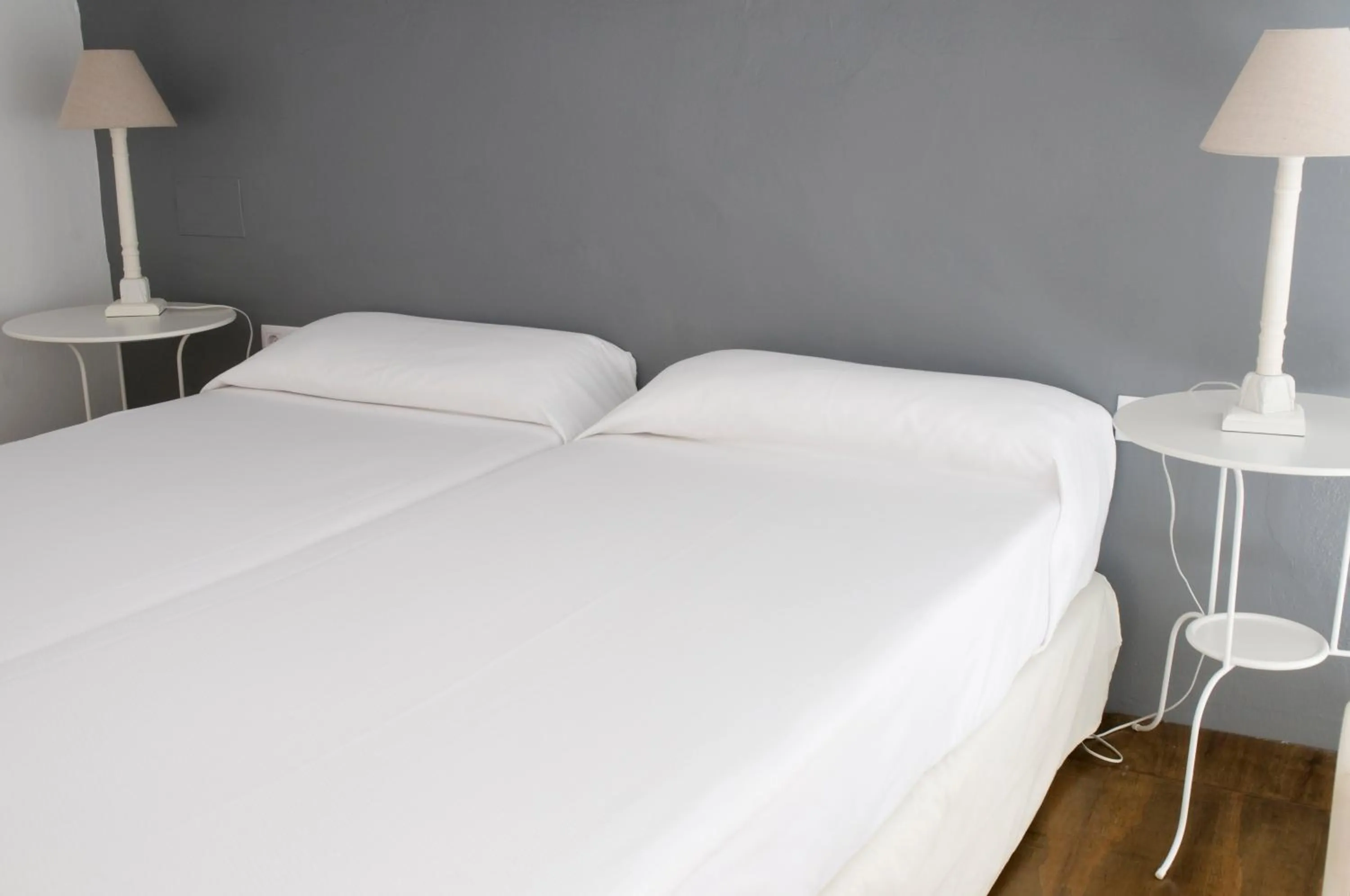 Bedroom in Life Apartments Quintana