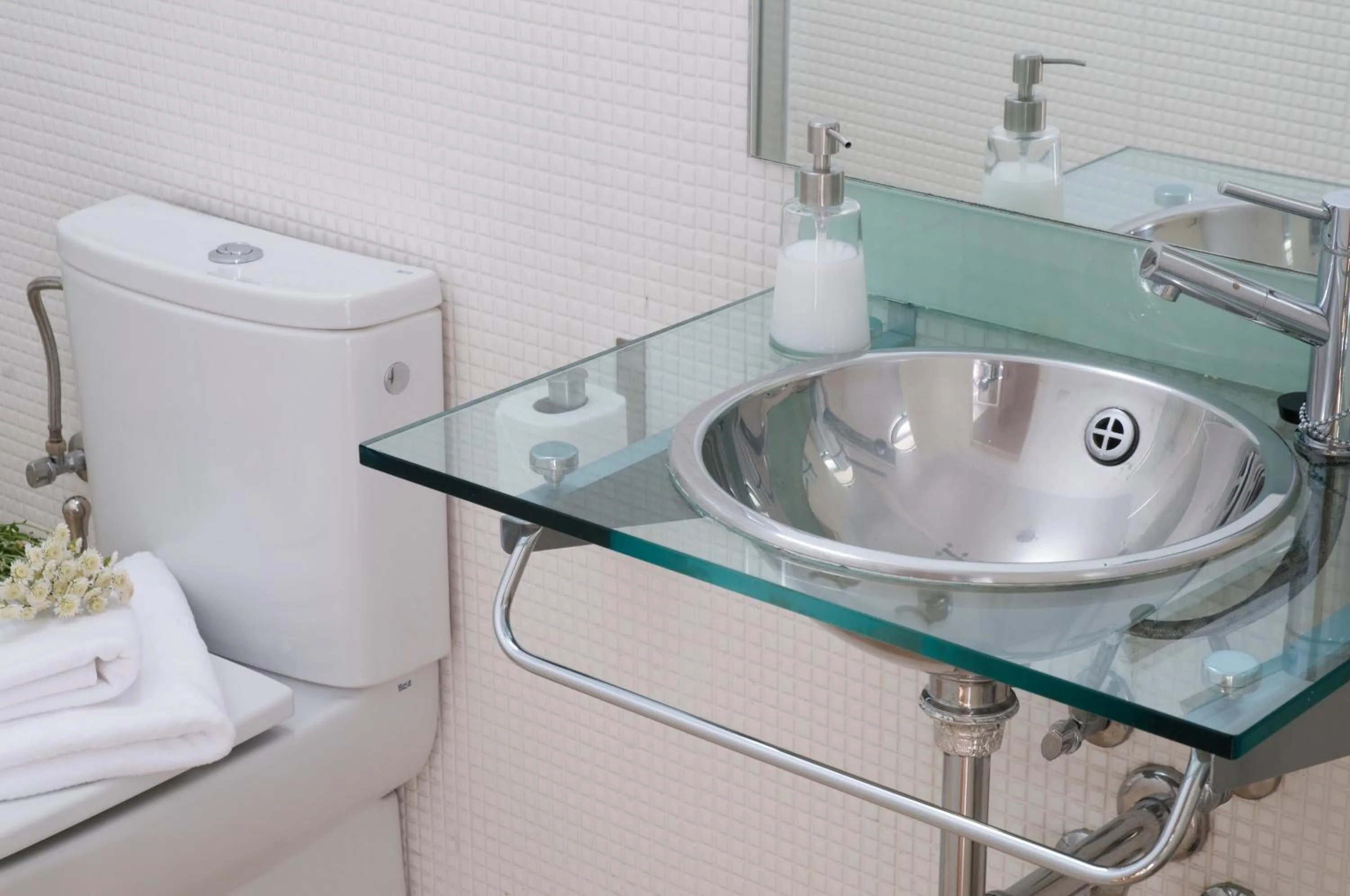 Bathroom in Life Apartments Quintana