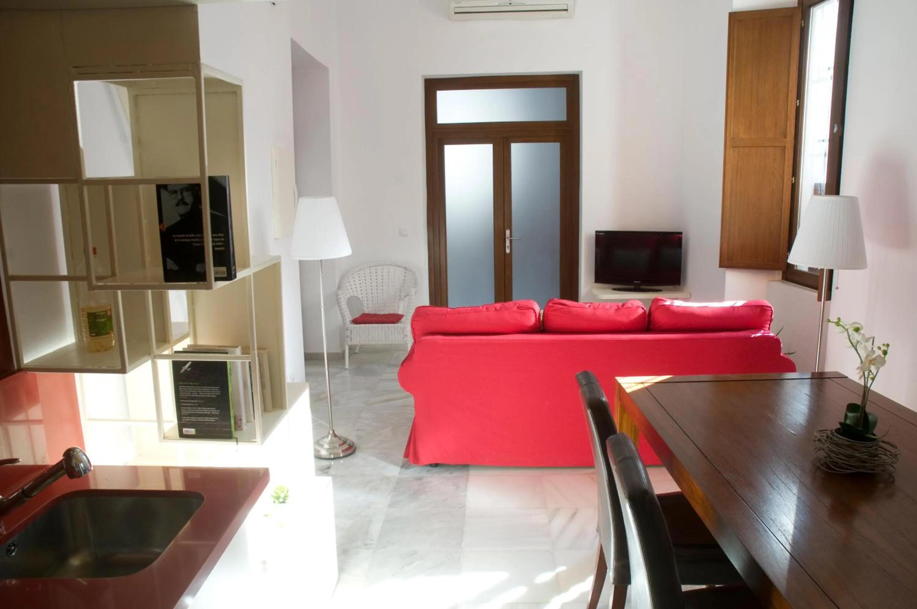 Seating area in Life Apartments Quintana