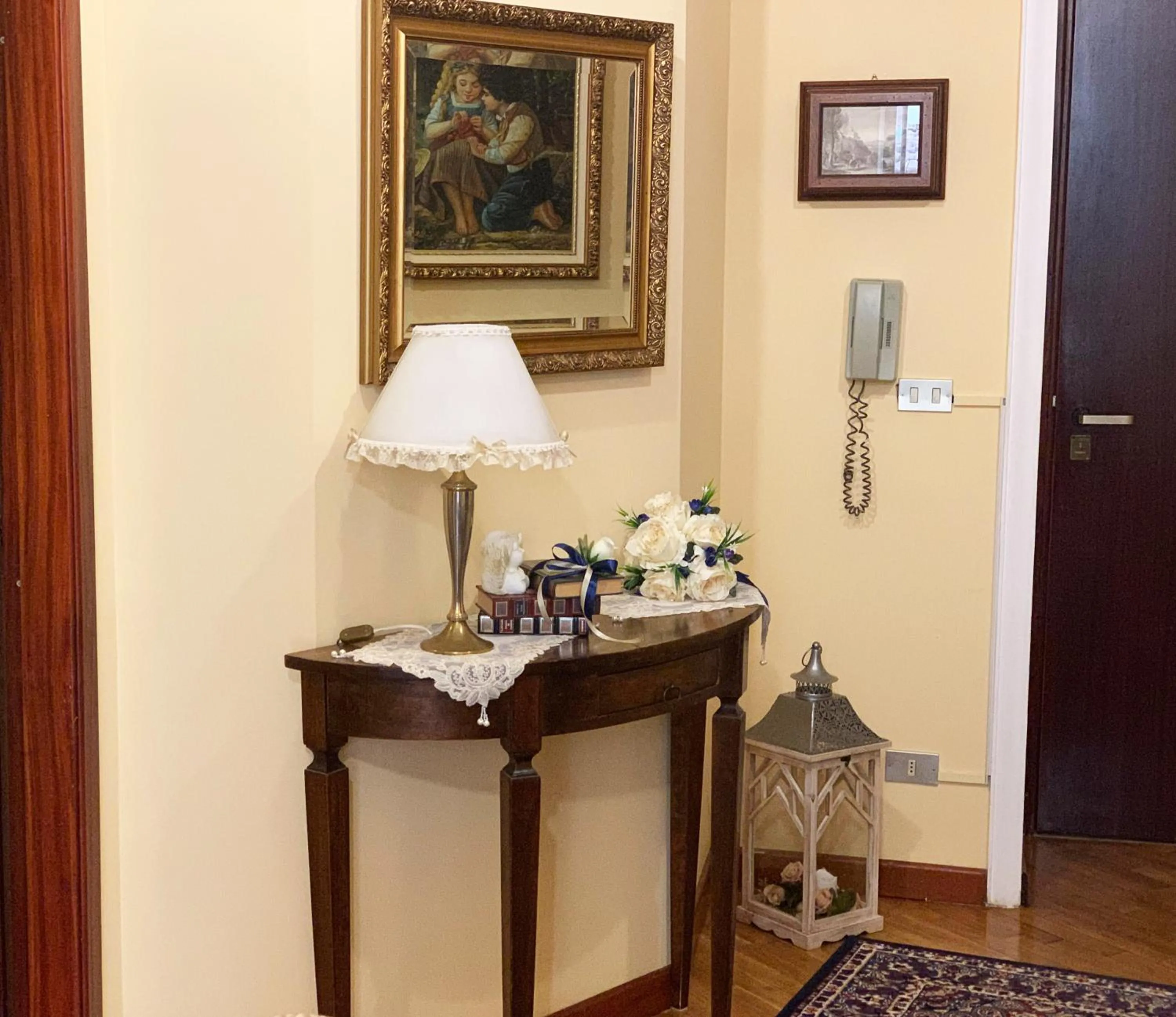 Decorative detail in LA TERRAZZA SUL CORSO City Center