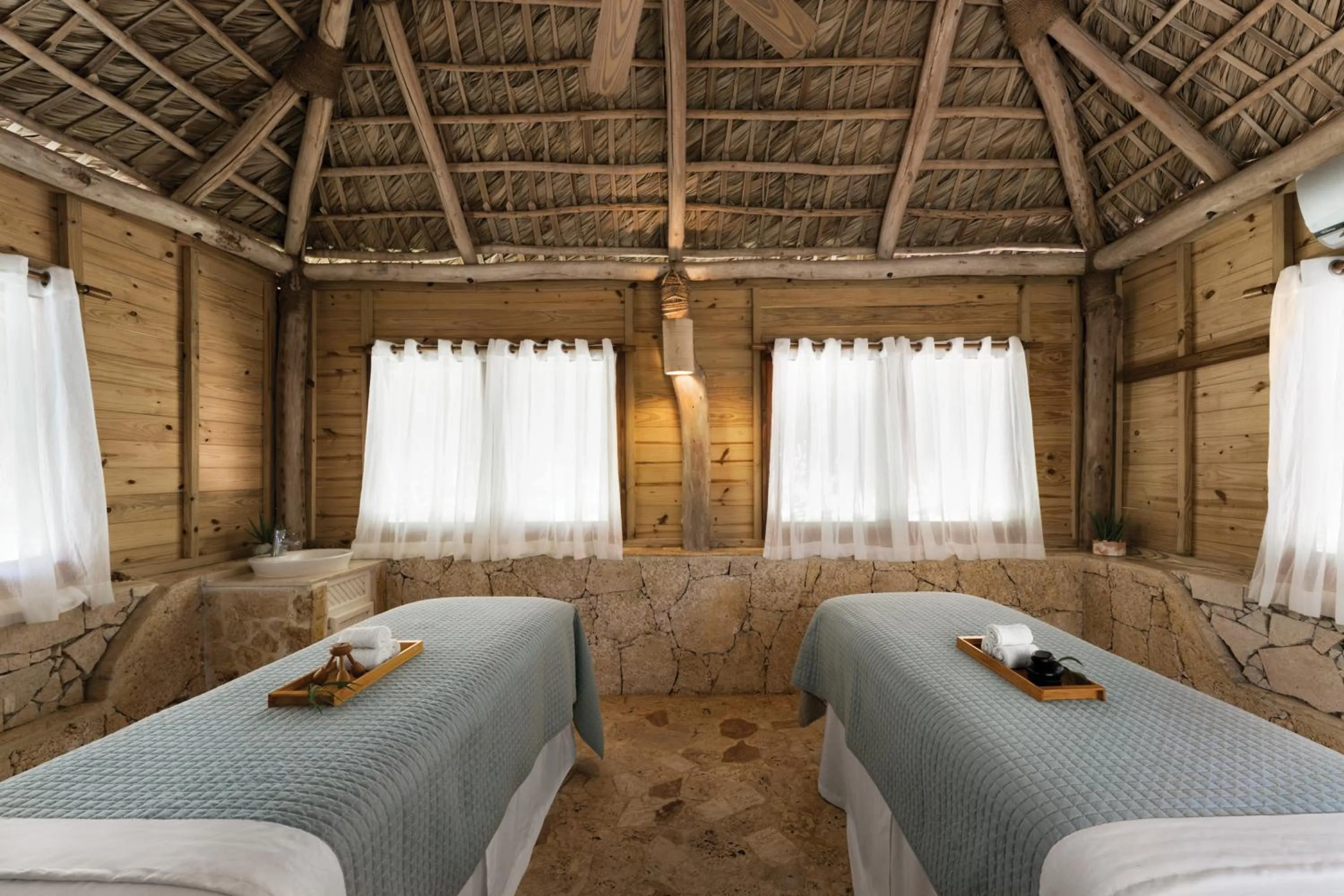 Massage, Bed in Hilton La Romana All-Inclusive Family Resort