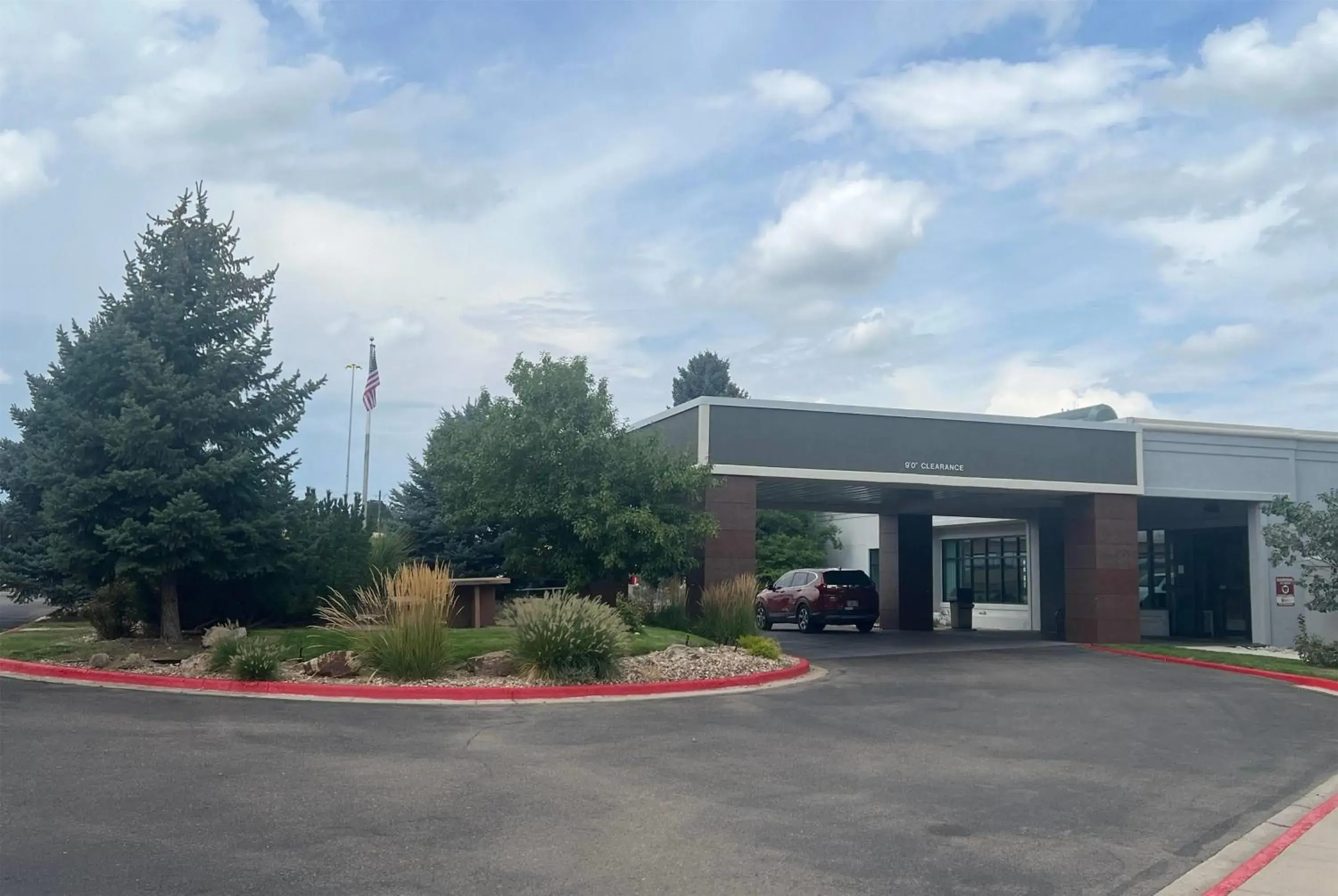 Property building in La Quinta by Wyndham Denver Englewood Tech Ctr Property building in La Quinta by Wyndham Denver Englewood Tech Ctr