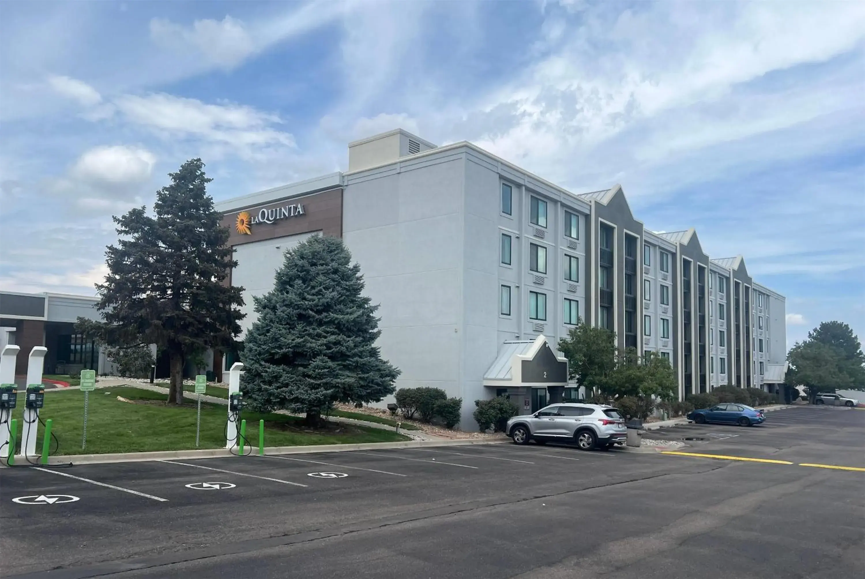 Property building in La Quinta by Wyndham Denver Englewood Tech Ctr Property building in La Quinta by Wyndham Denver Englewood Tech Ctr