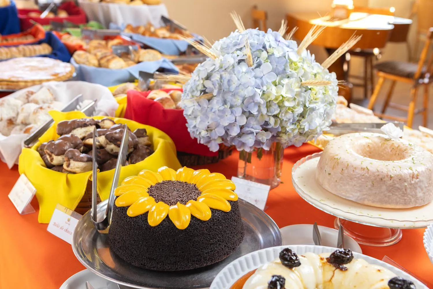 Breakfast in Kaliman Pousada Campos do Jordão