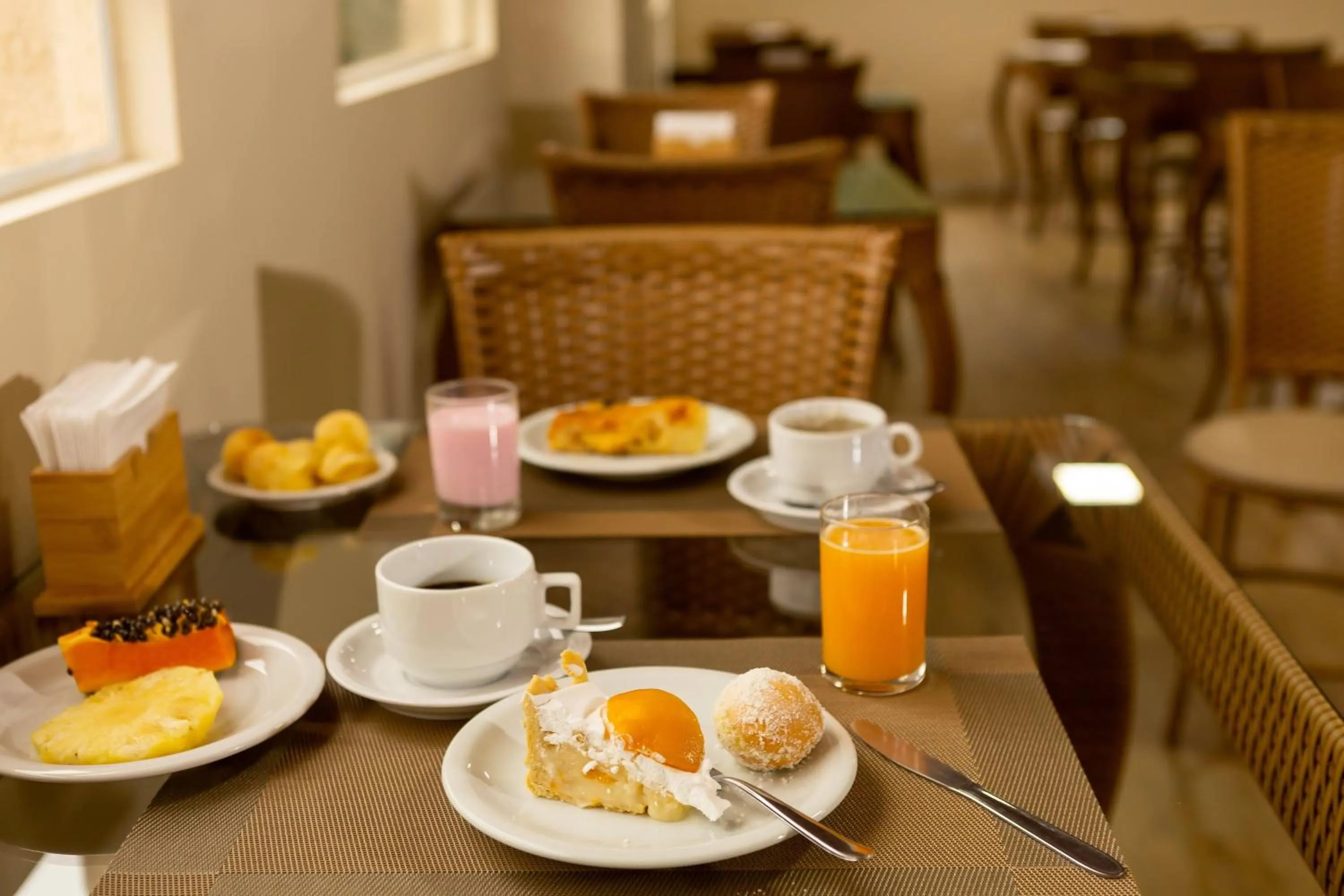 Breakfast in Kaliman Pousada Campos do Jordão
