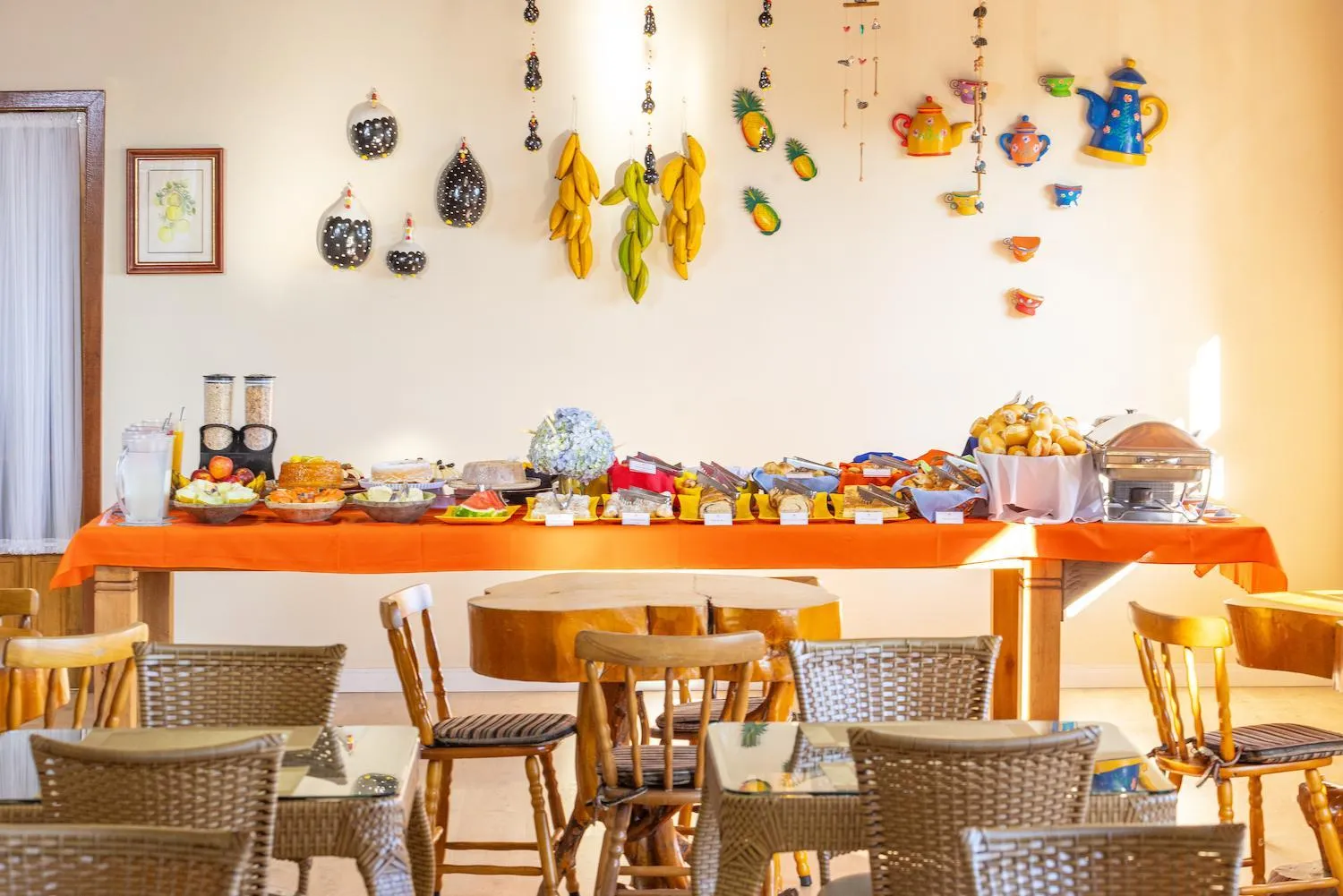 Breakfast in Kaliman Pousada Campos do Jordão