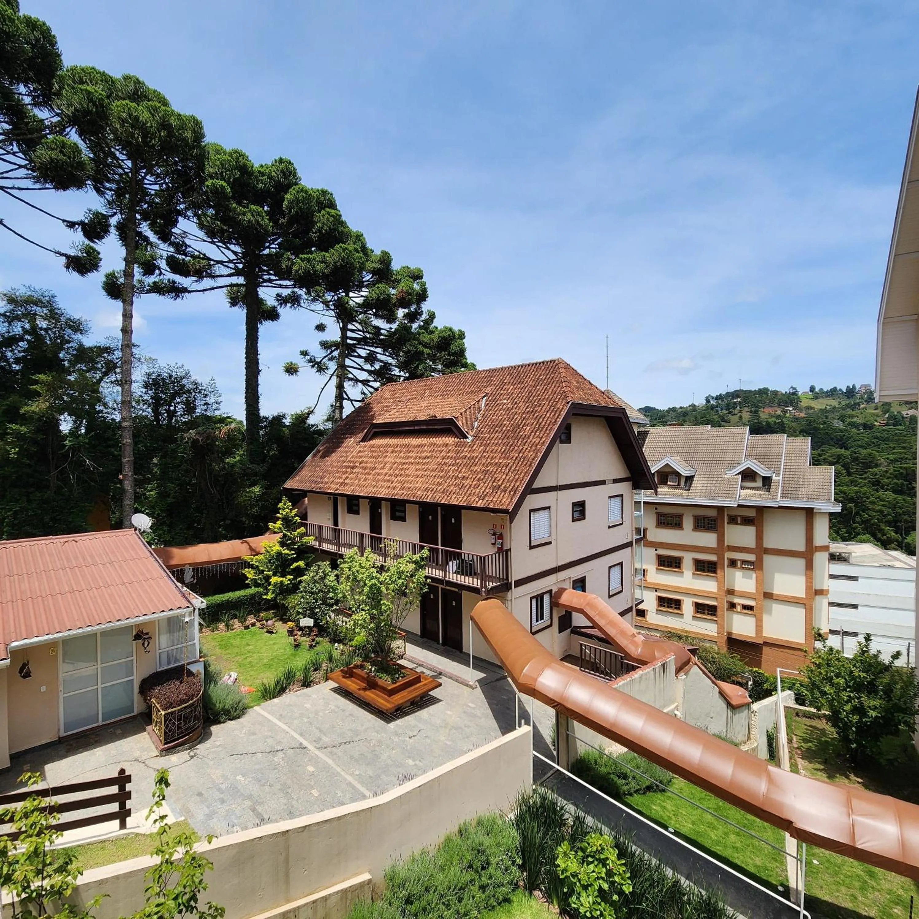 Property building in Kaliman Pousada Campos do Jordão