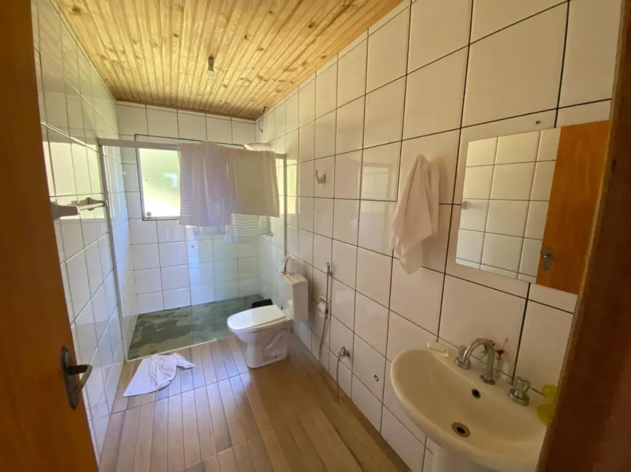 Chalet with Kitchen (4 Adults) in Jardim Suspenso da Babilônia Chalet with Kitchen (4 Adults) in Jardim Suspenso da Babilônia