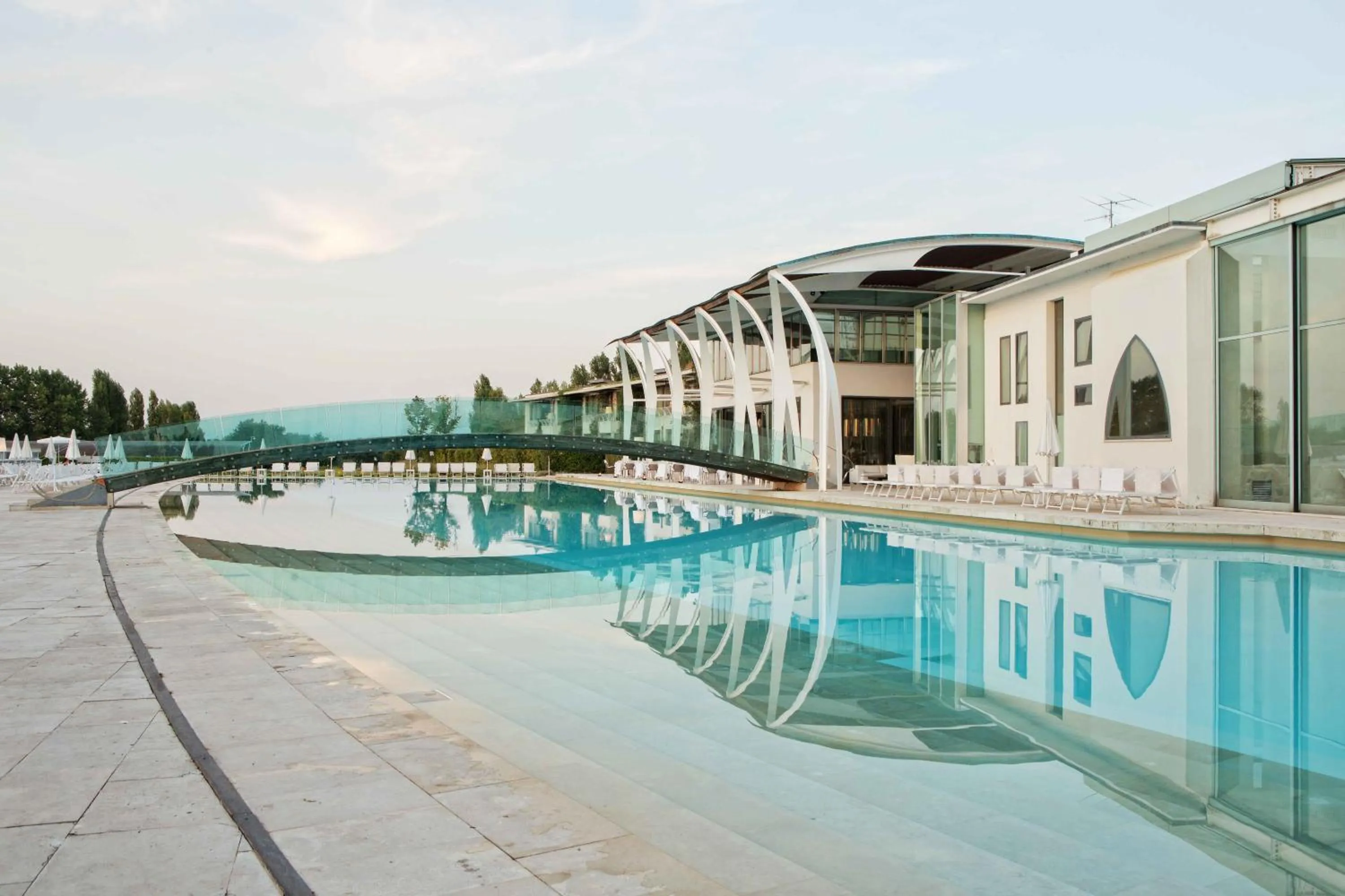 Swimming pool in Riviera Golf Resort